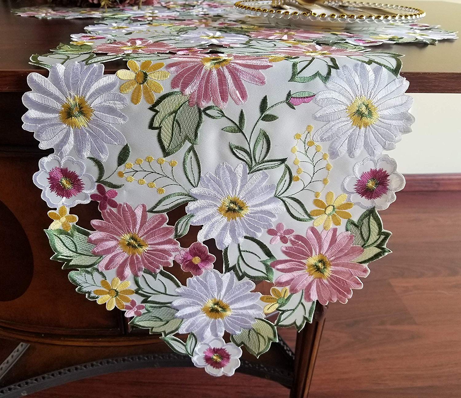 Spring Table Runner 13''  34'' Embroidered Flowery Applique Floral Daisy Cutwork Table Linen Home Kitchen Dining Tabletop Decora