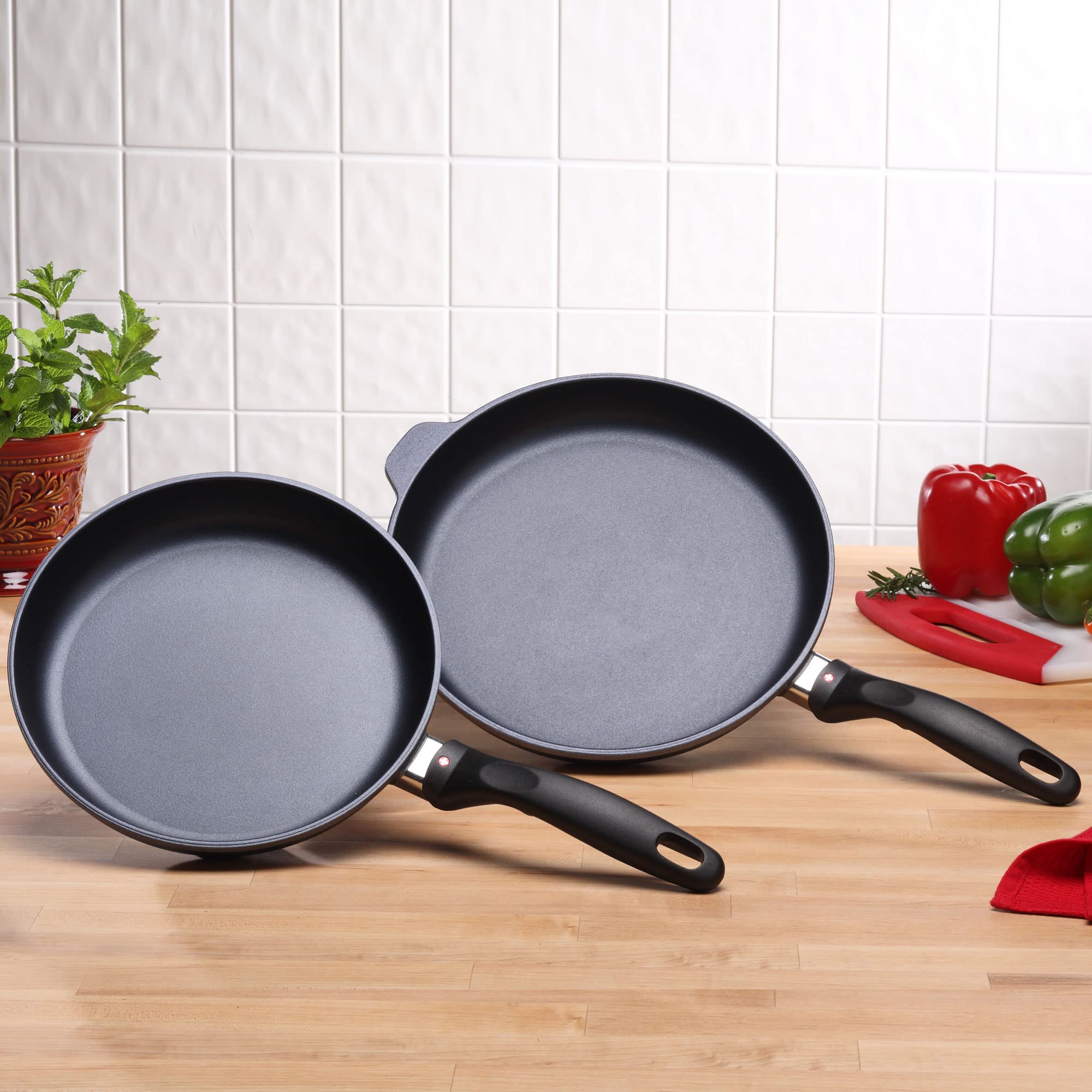 Swiss Diamond Fry Pan Duo - Hd Nonstick Diamond Coated Nonstick Cookware 9.5'' And 11'' Aluminum Frying Pans Skillet Set, Dishwa