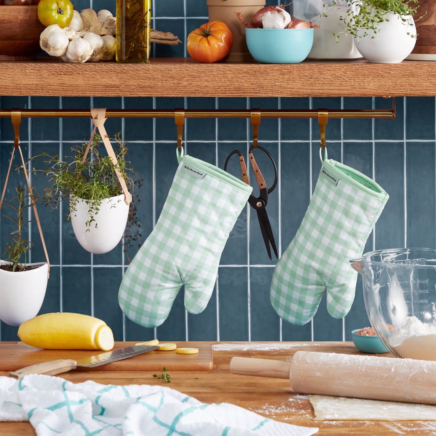 Kitchenaid Gingham Oven Mitt 2-Pack Set, Pistachio, 7''X13''