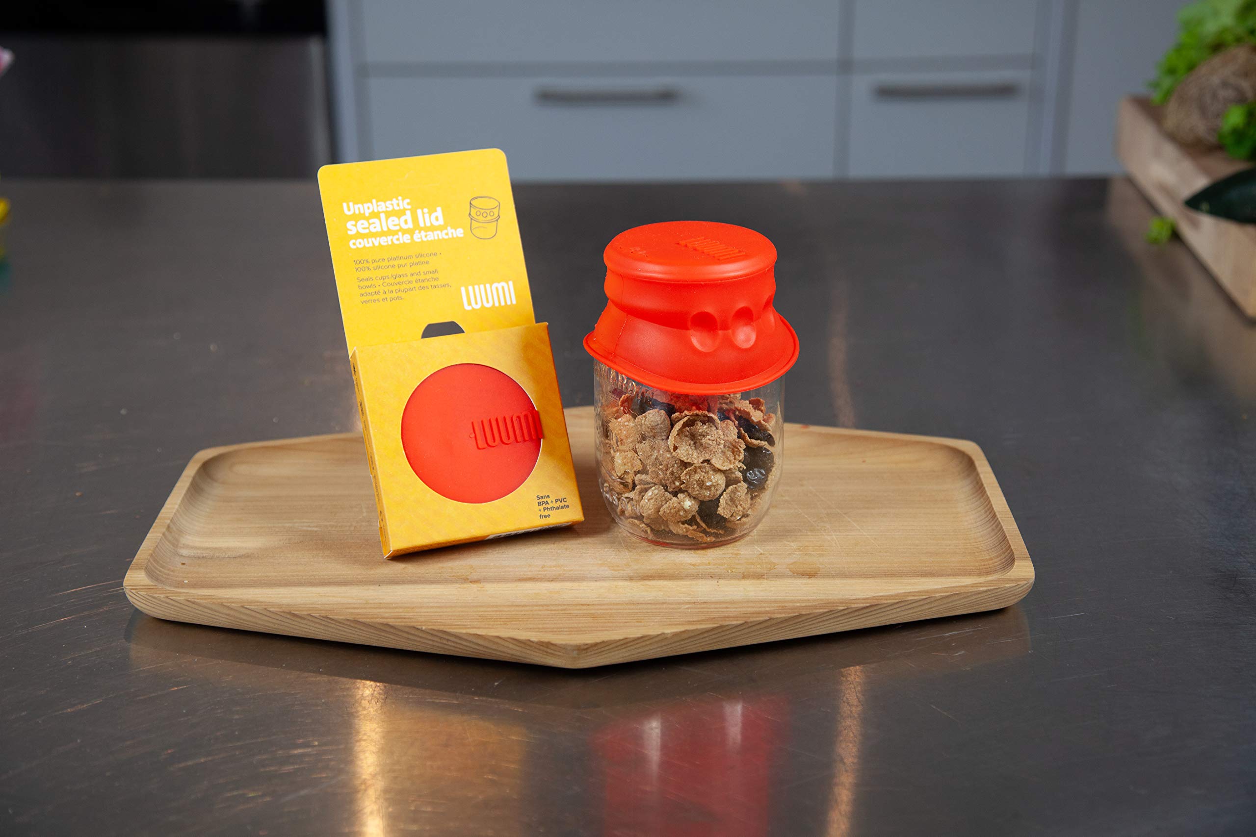Luumi Unplastic Sealed Lid - Reusable 100% Platinum Silicone Sealed Lid - Microwave, Oven, Freezer And Dishwasher Safe (Red)