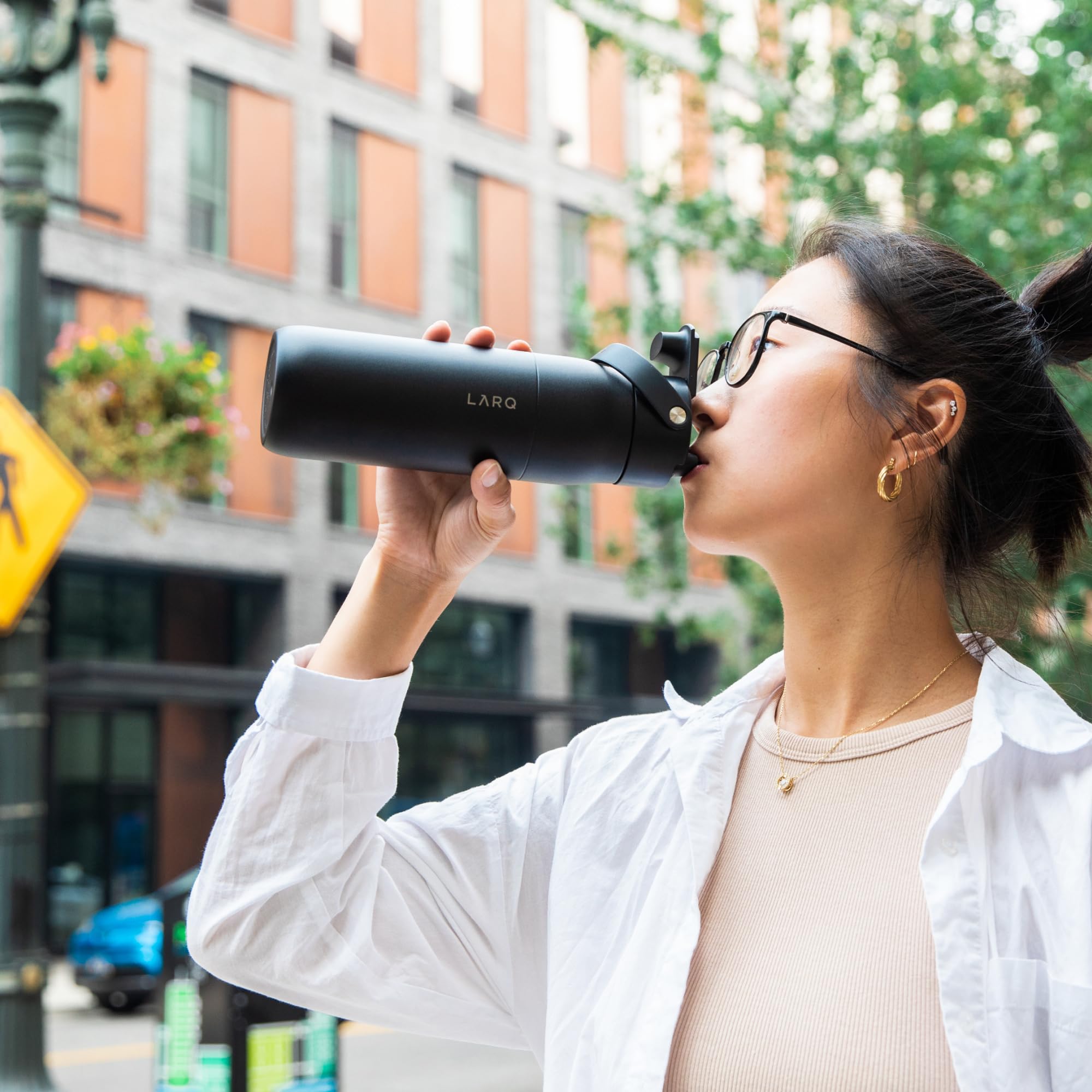 Larq Bottle Swig Top 23Oz - Insulated Stainless Steel Water Bottle With Built-In Silicone Handle | Thermos, Bpa Free | Reusable