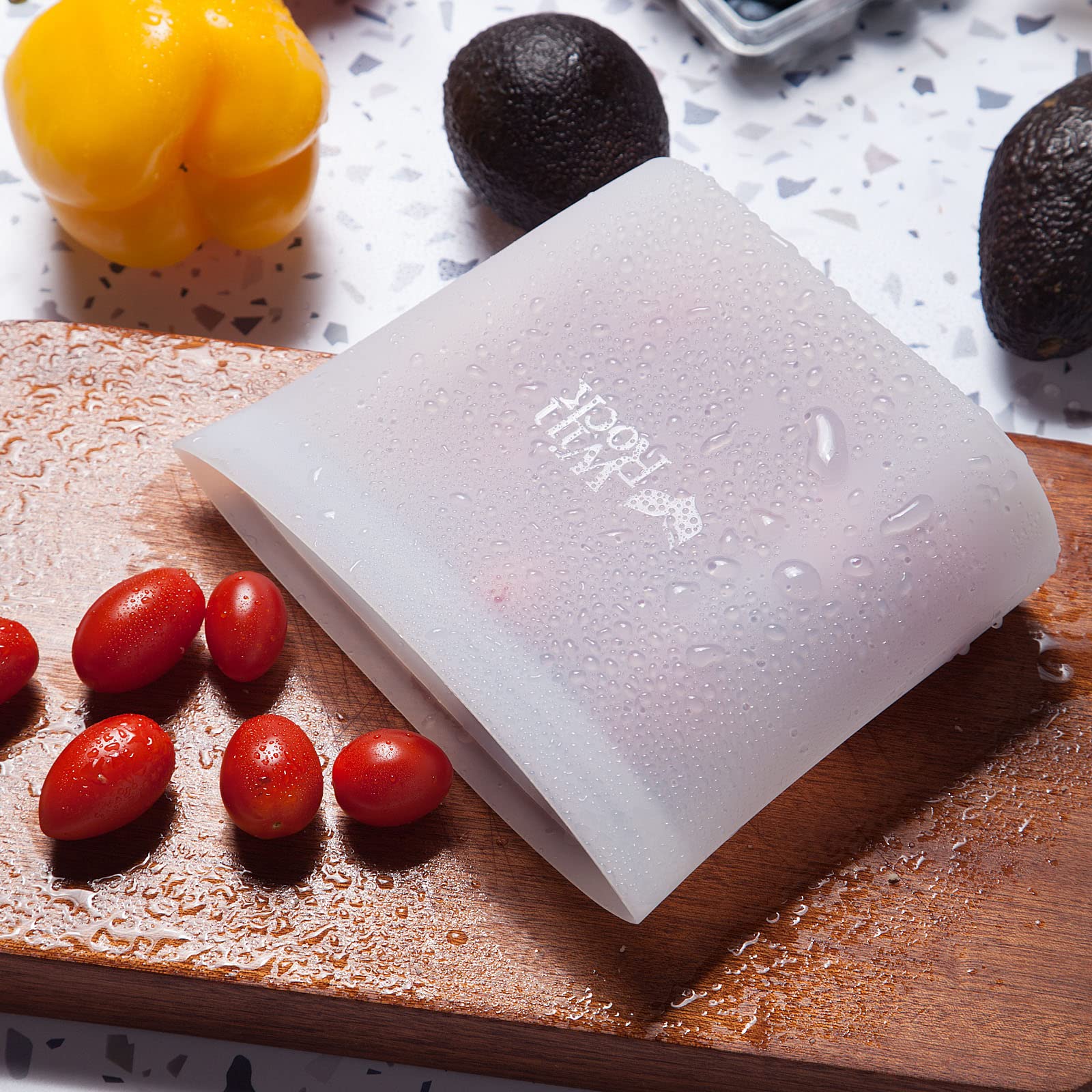 Winrock Reusable Silicone Food Storage Bag, For Microwave, Oven, Fridge, Freezer & Sous Vide Zip Sealed Containers (2 Middle Siz