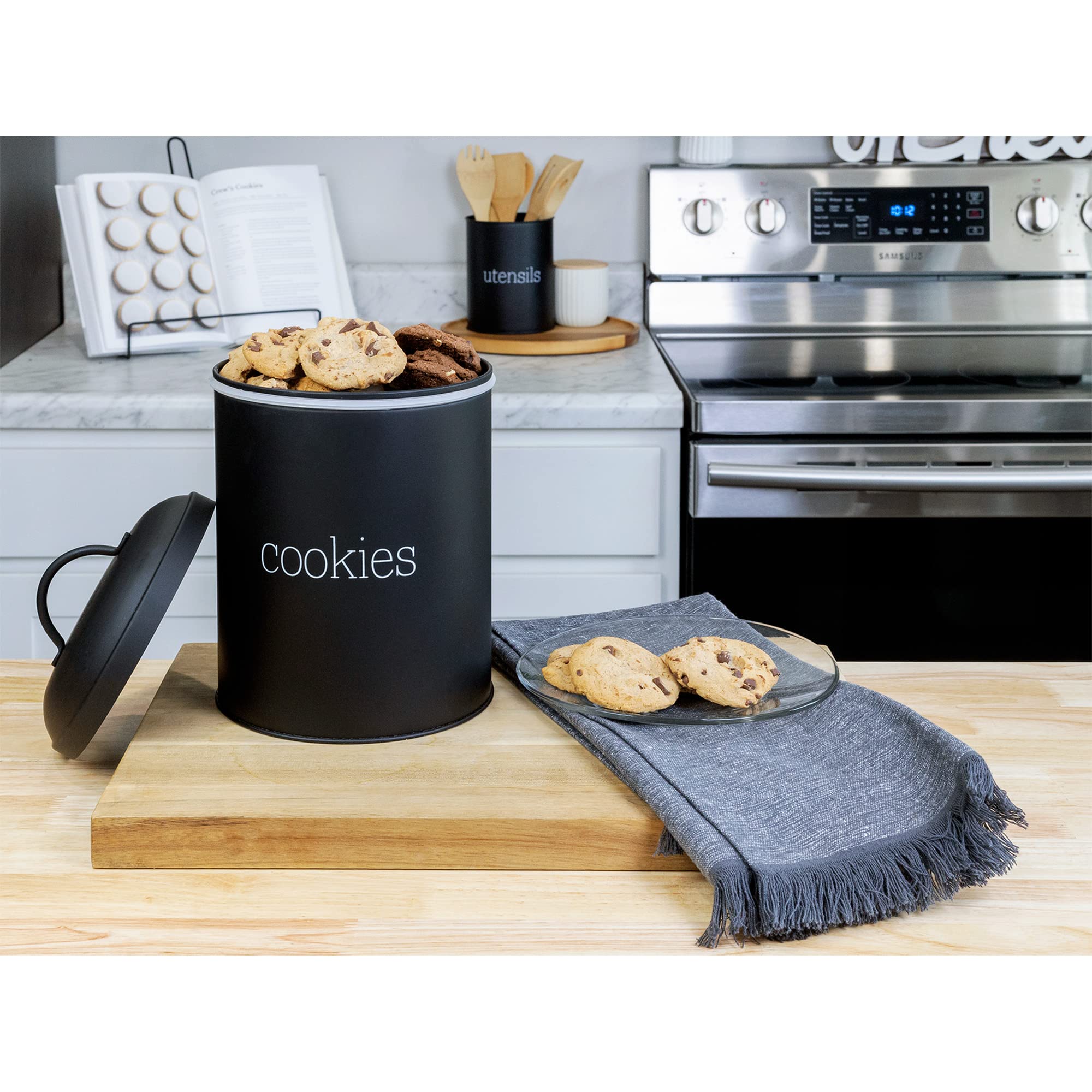 Auldhome Black Enamelware Cookie Jar, Large Modern Farmhouse Treats Canister