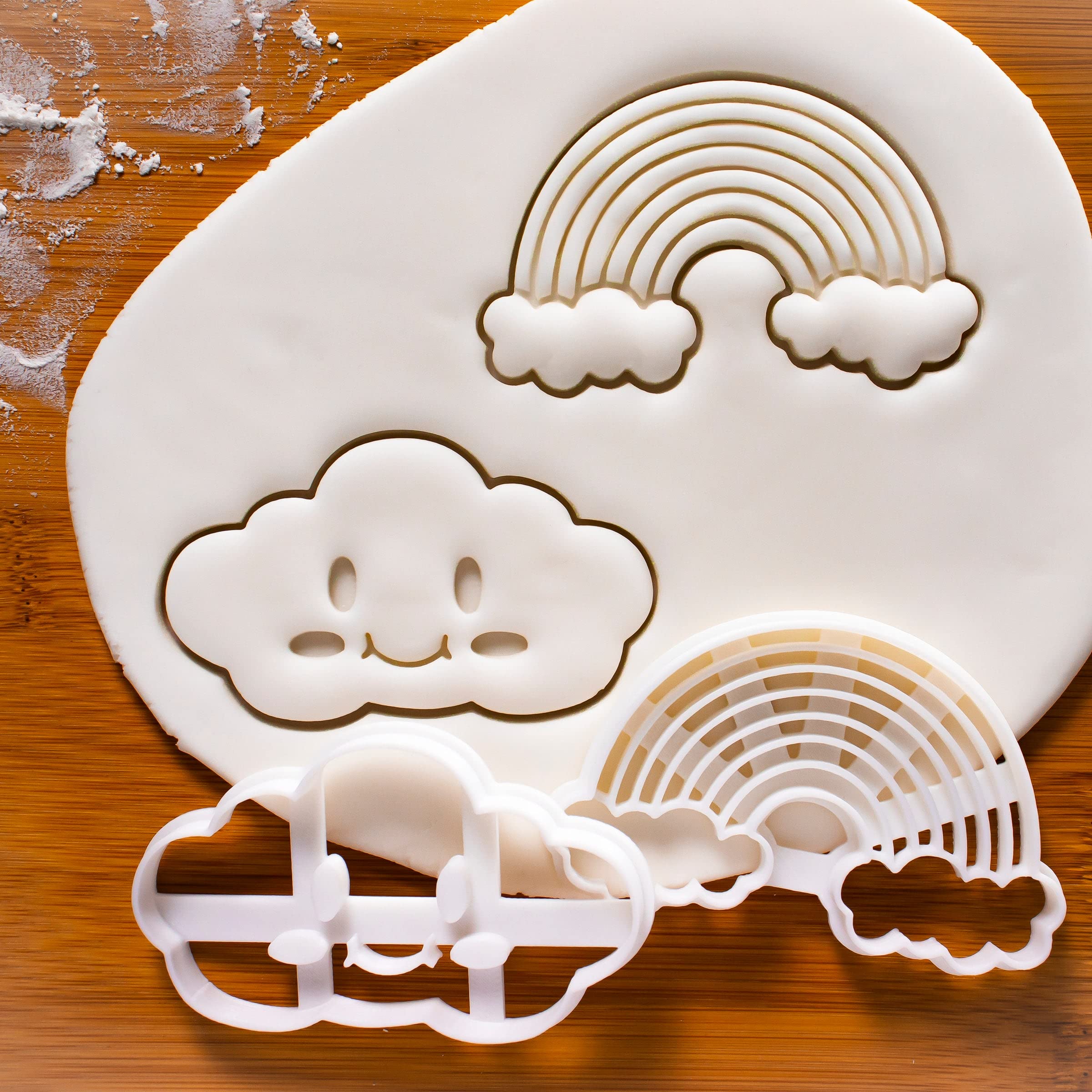 Set Of 2 Rainbow Cookie Cutters (Designs: Kawaii Cloud And Rainbow), 2 Pieces - Bakerlogy