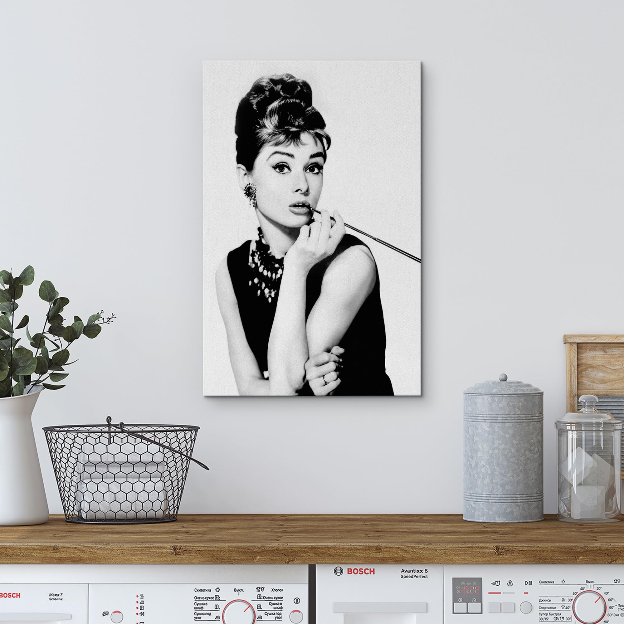 Wall26 Canvas Print Wall Art Audrey Hepburn Black & White Classic Portrait Celebrities Pop Culture Photography Realism Vintage R