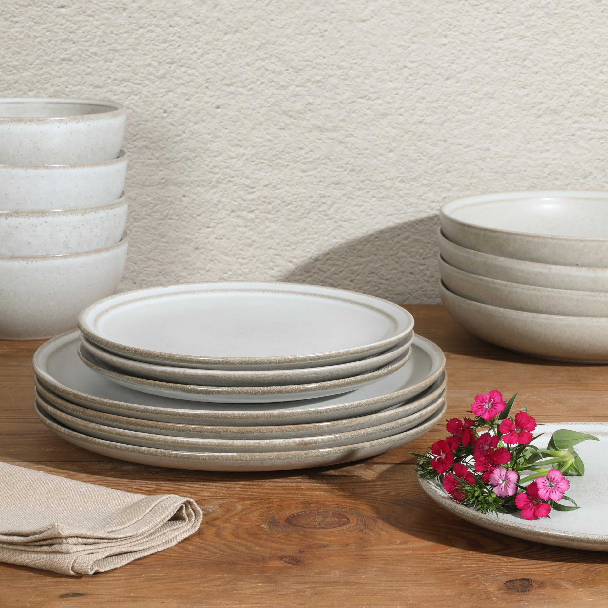 Gibson Elite Beckett Stoneware Dinnerware Set - 16 Piece Service for 4, Linen White, Matte Reactive Glaze