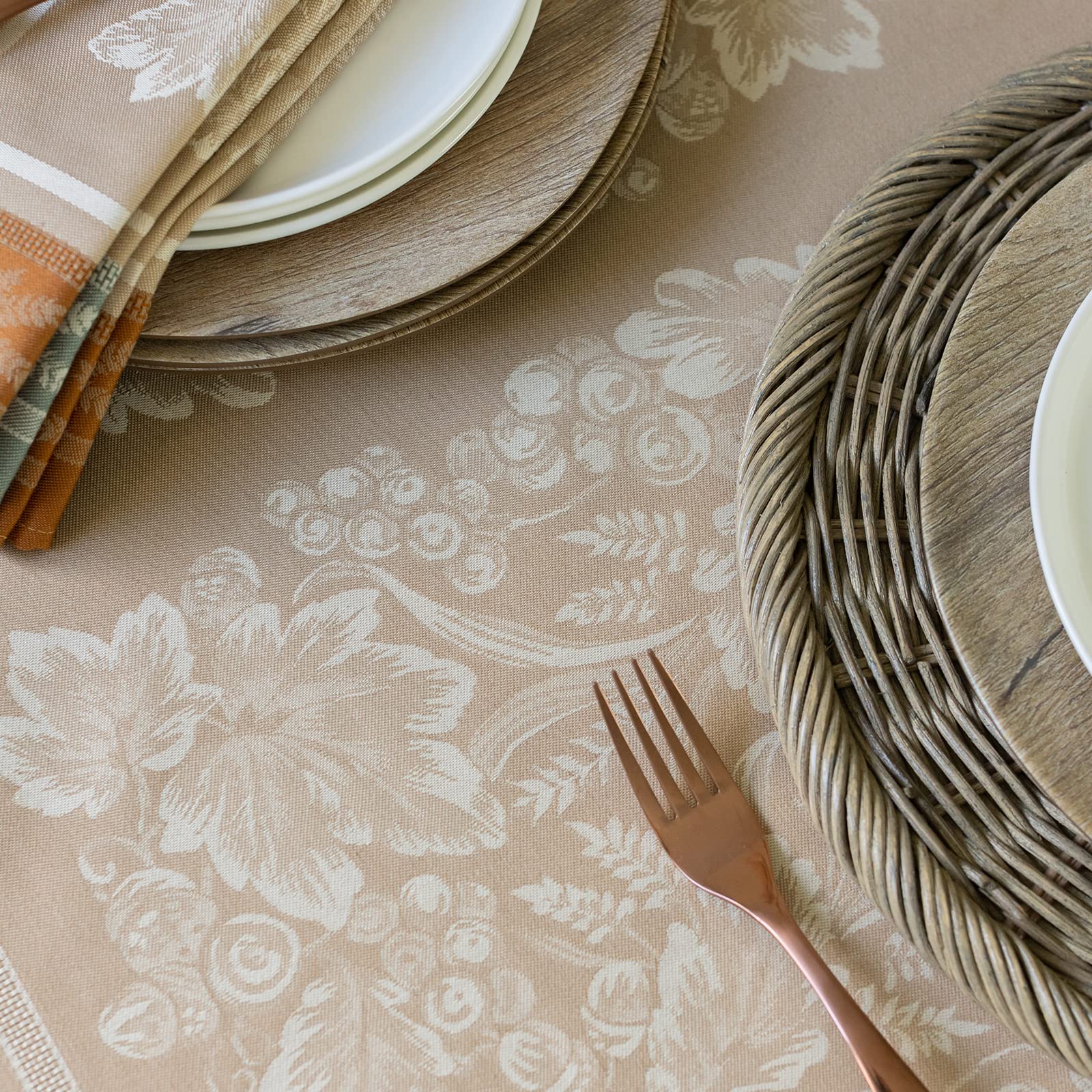 Benson Mills Harvest Gathering Heavyweight Engineered Jacquard Fabric Table Cloth, D  cor for Fall, Harvest and Thanksgiving Tab