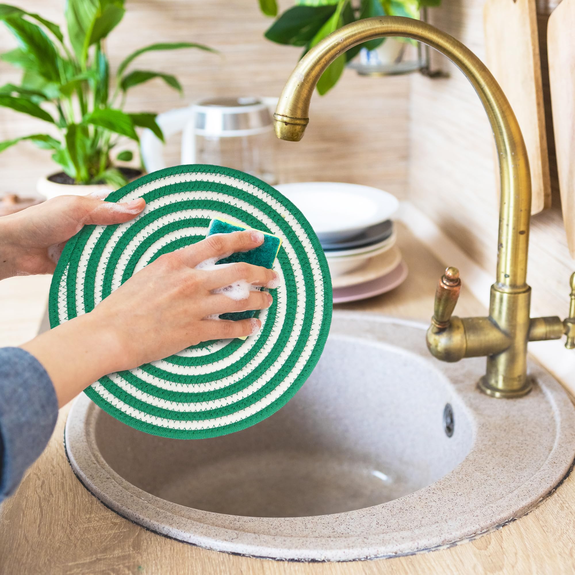 Fanquare 12 Inch Round Braided Placemats Set Of 4 Christmas Green Striped Cotton Rope Woven Table Mats Durable Non-Slip Placemat