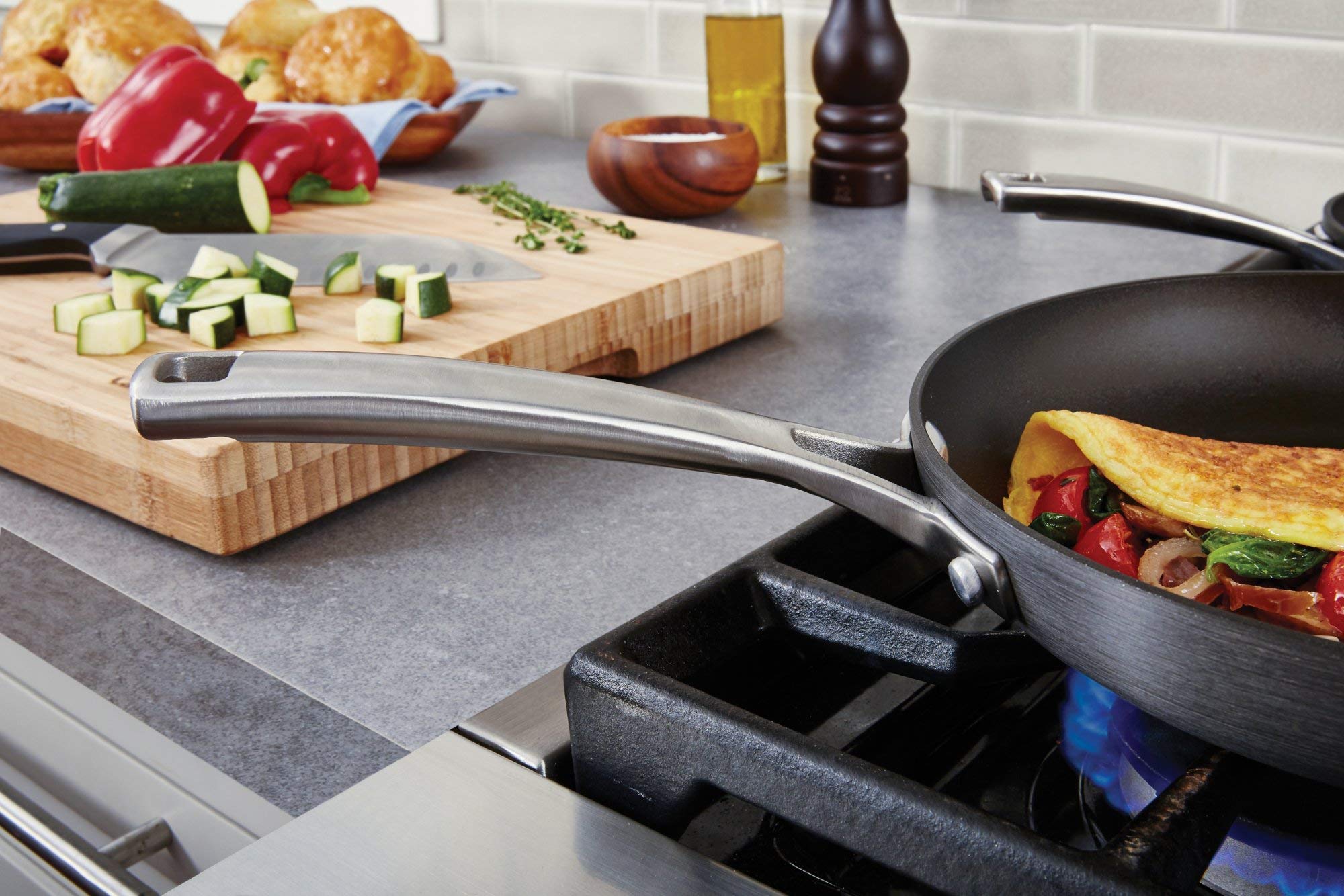Calphalon 1934221 Classic Nonstick Omelet Fry Pan, 12, Grey