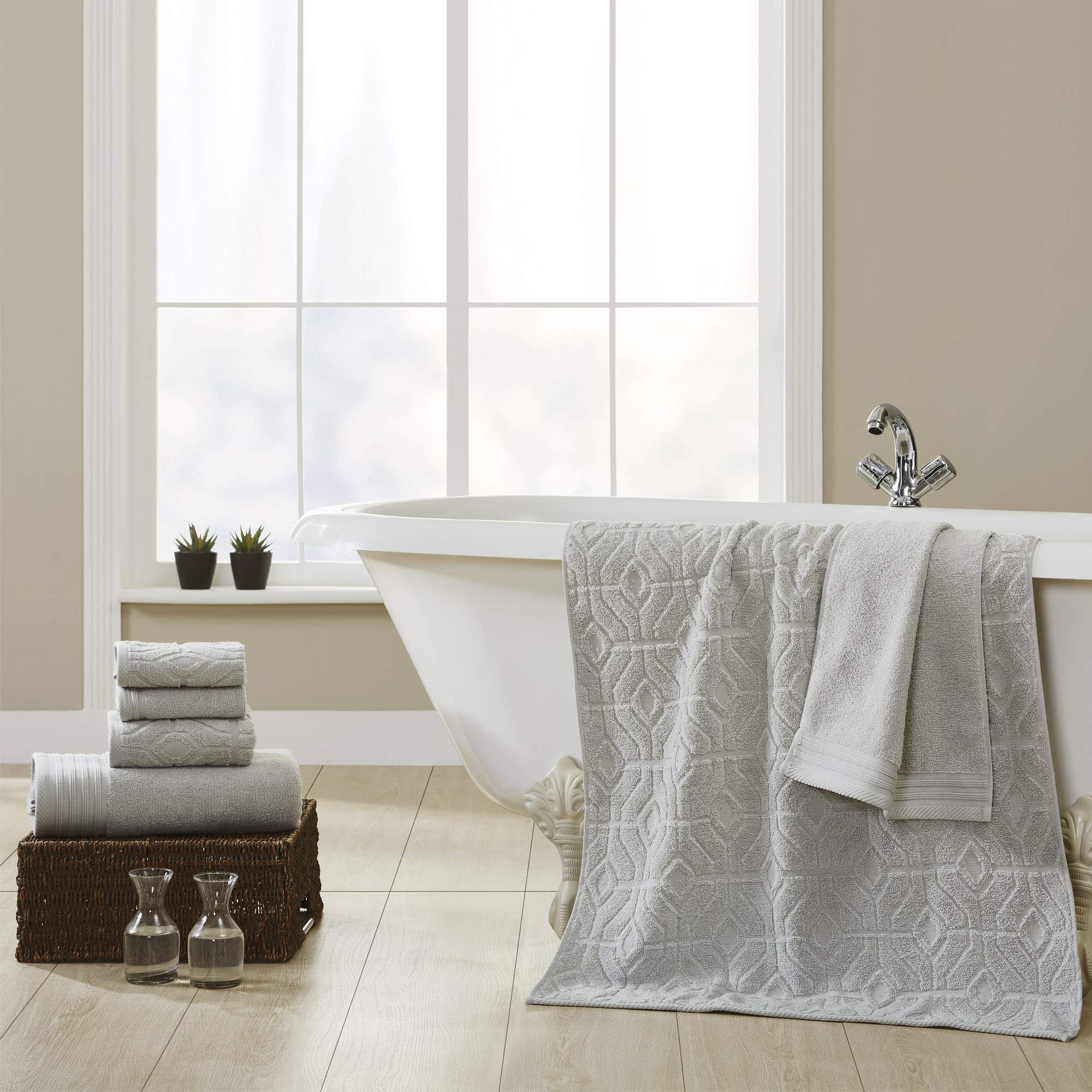 Amrapur Overseas 6-Piece Yarn Dyed Diamond Gate Jacquard Towel Set Silver