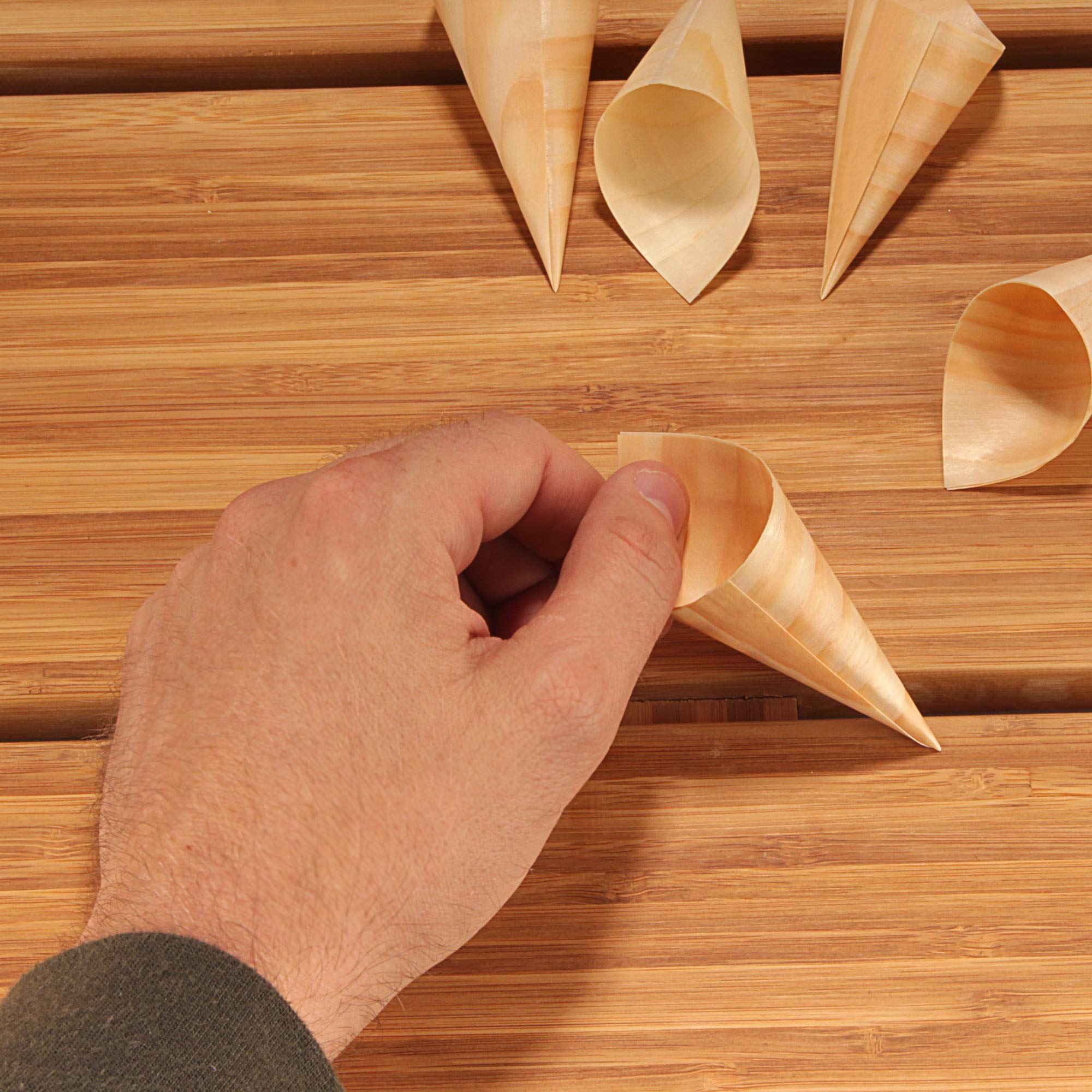 Bamboomn - Disposable Food And Appetizer Wood Cones - 3.1'' X 1.5'' - 100 Pieces