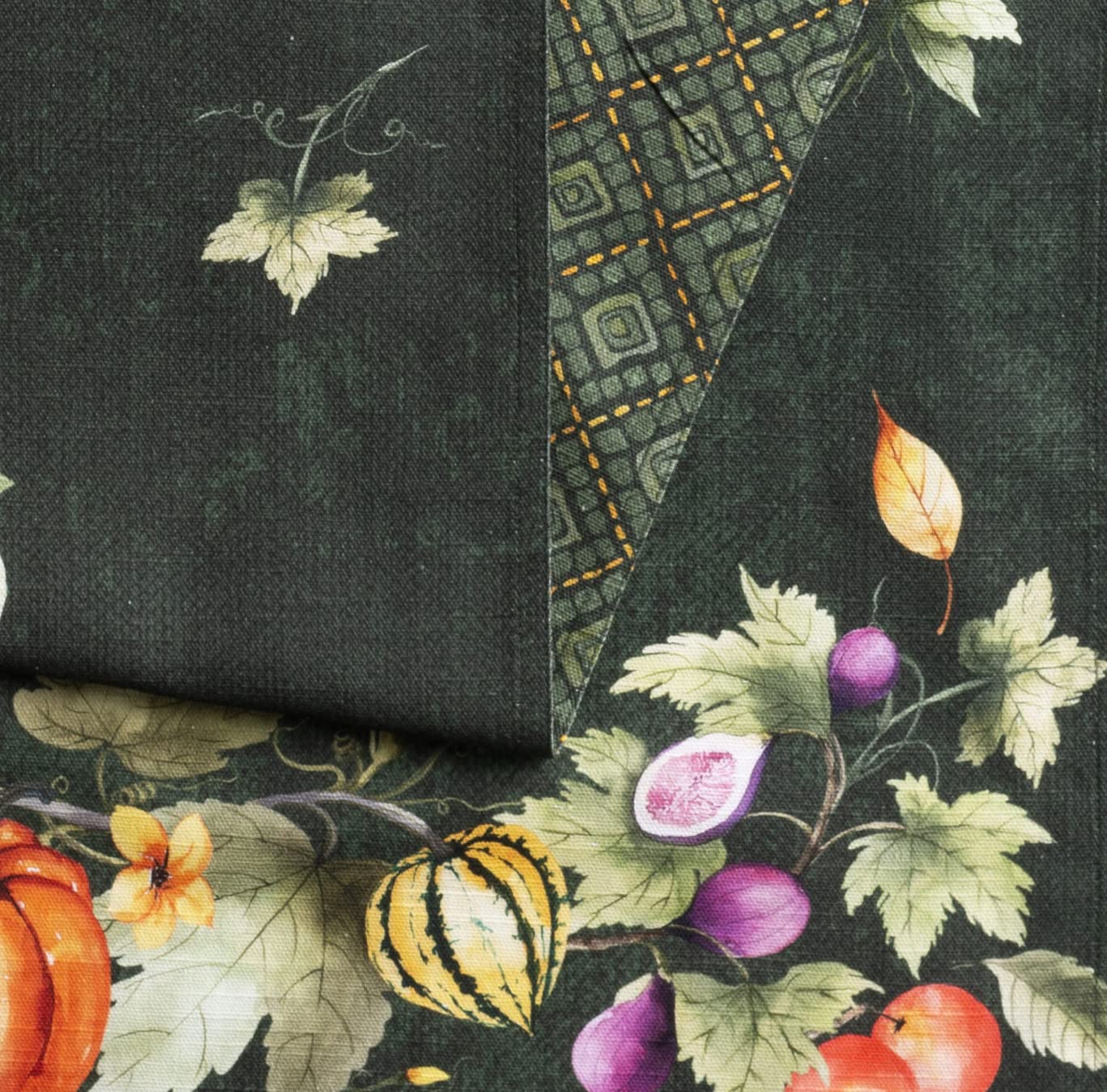 Maison D' Hermine Tablerunners 100% Cotton Decorative Tablerunner Table Cover, Holiday, Dinner, Pumpkin Garden - Dark Green (Dou