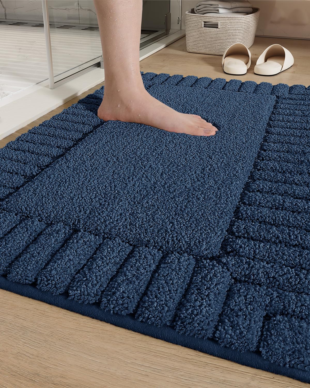 Color&Geometry Small Bath Rugs Non Slip Washable- 16''X24'' Absorbent Navy Blue Bathroom Rugs, Soft Bath Mats For Bathroom Floor