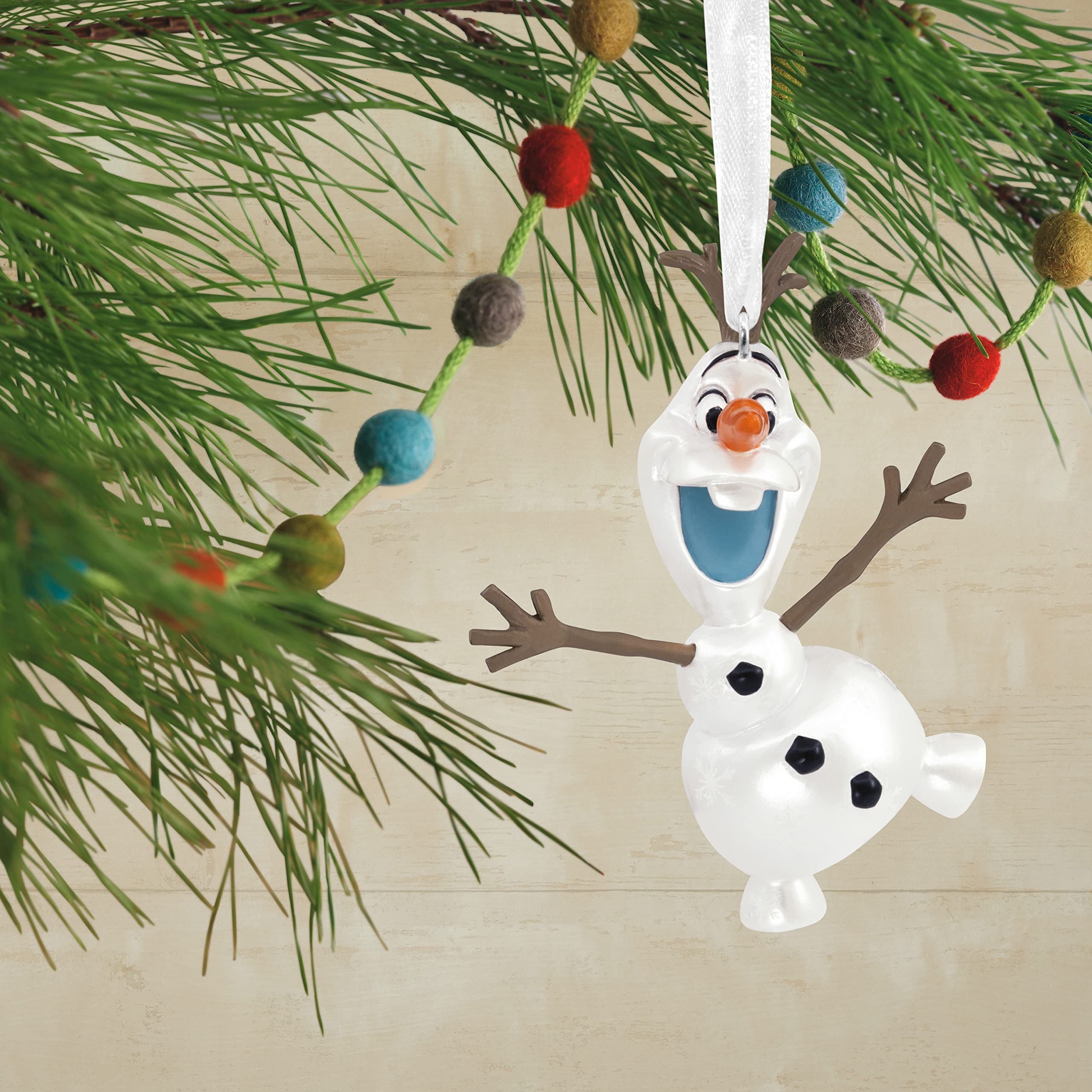Hallmark Disney Frozen Olaf Christmas Ornament