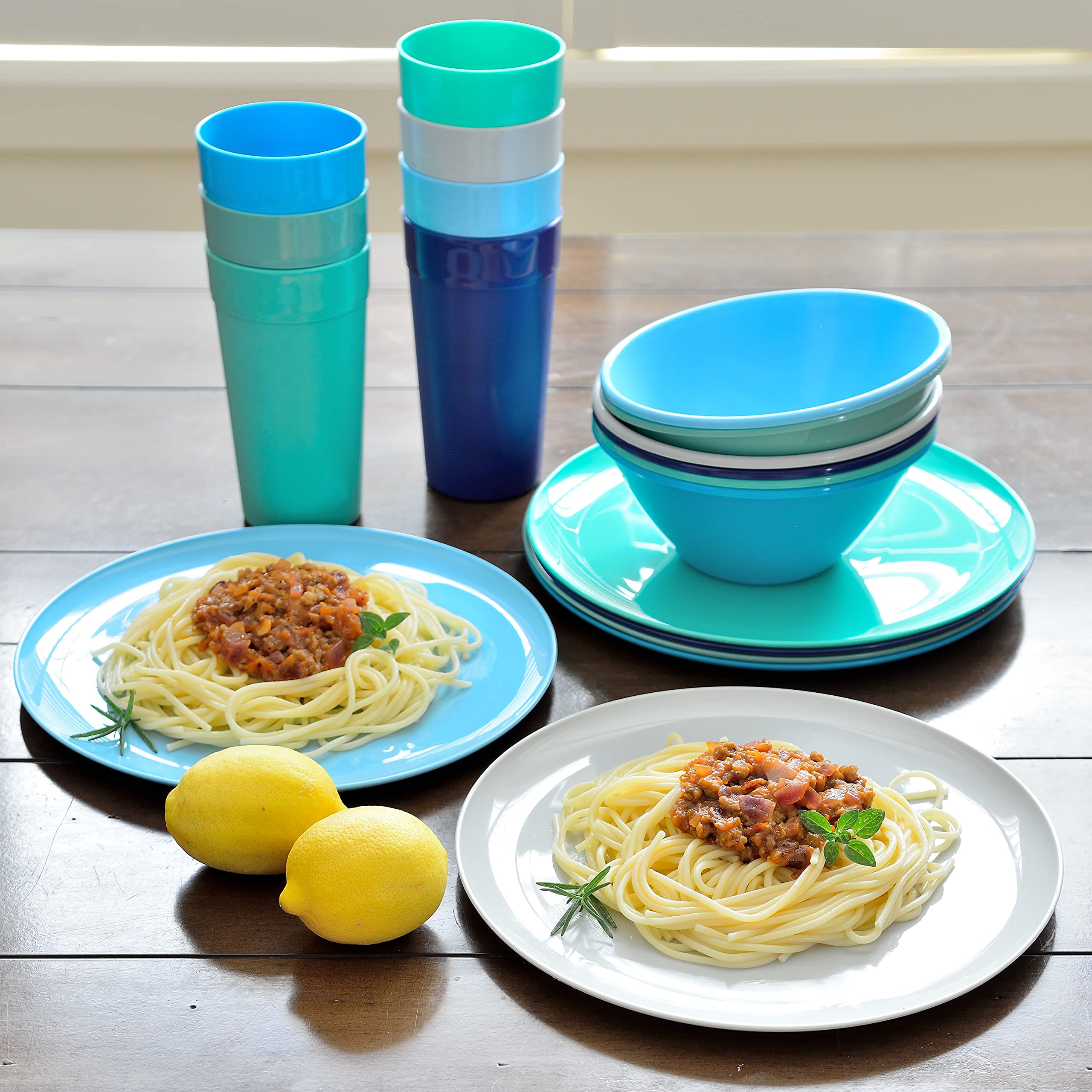 Youngever 18 Piece Plastic Kitchen Dinnerware Set, Plates, Dishes, Bowls, Cups, Service For 6 (Coastal Colors)