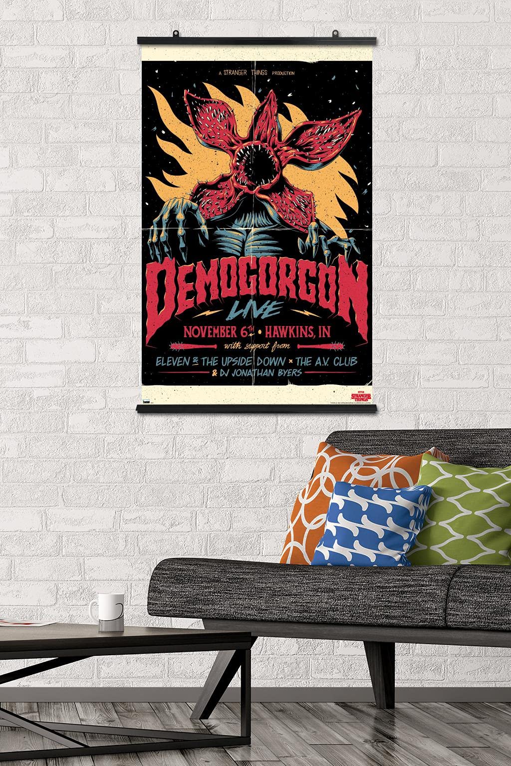 Trends International Netflix Stranger Things - Demogorgon Live Wall Poster, 22.375'' X 34'', Poster & Clip Bundle