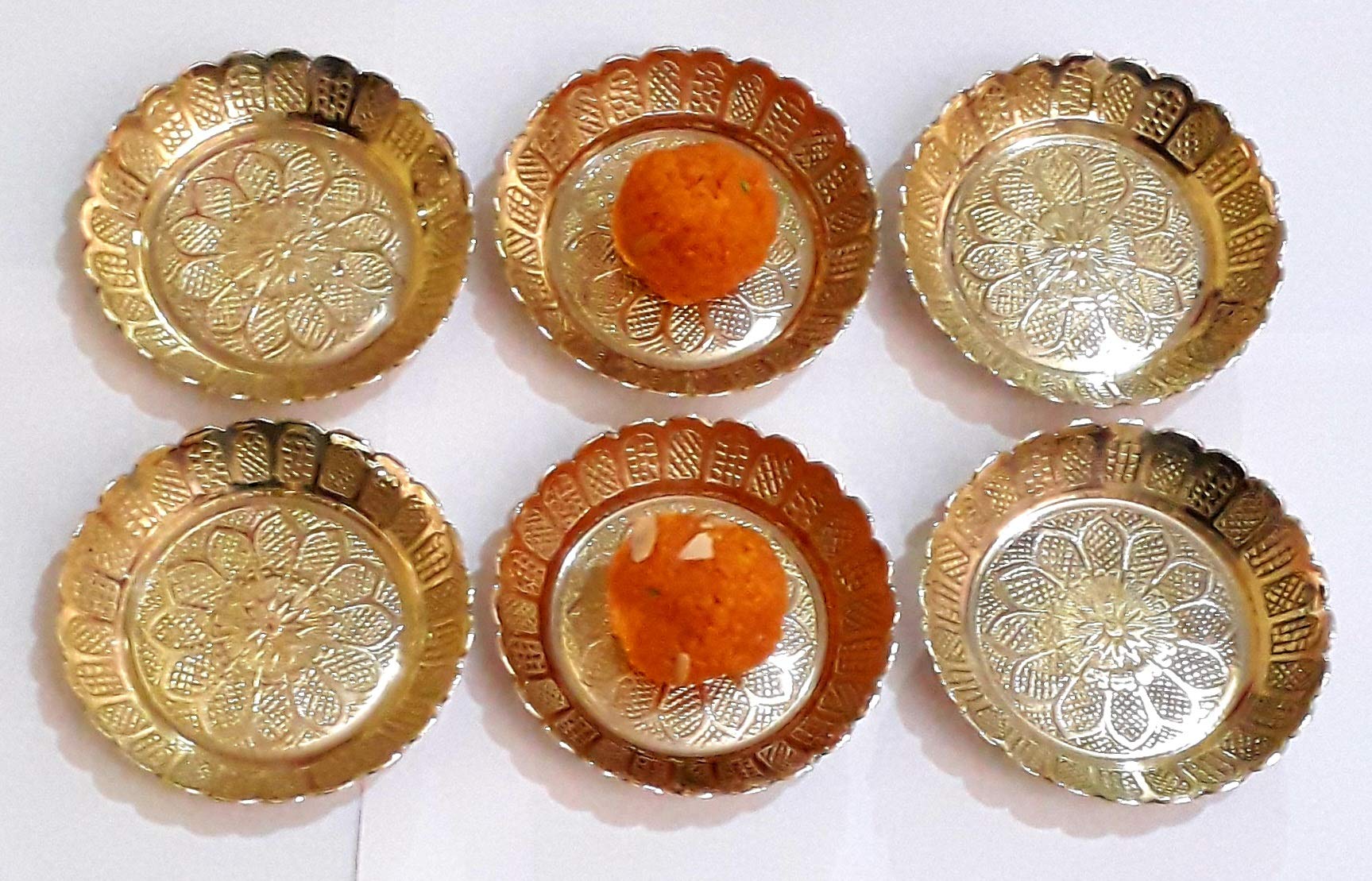 S.S TRADERS Small Size Pure Yellow Brass Plate for Puja/Diwali/Bhog Thali with Beautiful Flower Embossed Design (Size 3.6 inch)