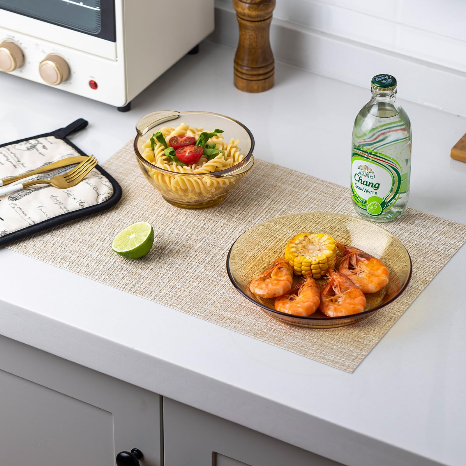 Lexmore Pvc Woven Placemats 4 Pcs Wipeable Indoor/Outdoor Table Mats Washable Vinyl Place Mat For Dining Table, Set Of 4-Beige