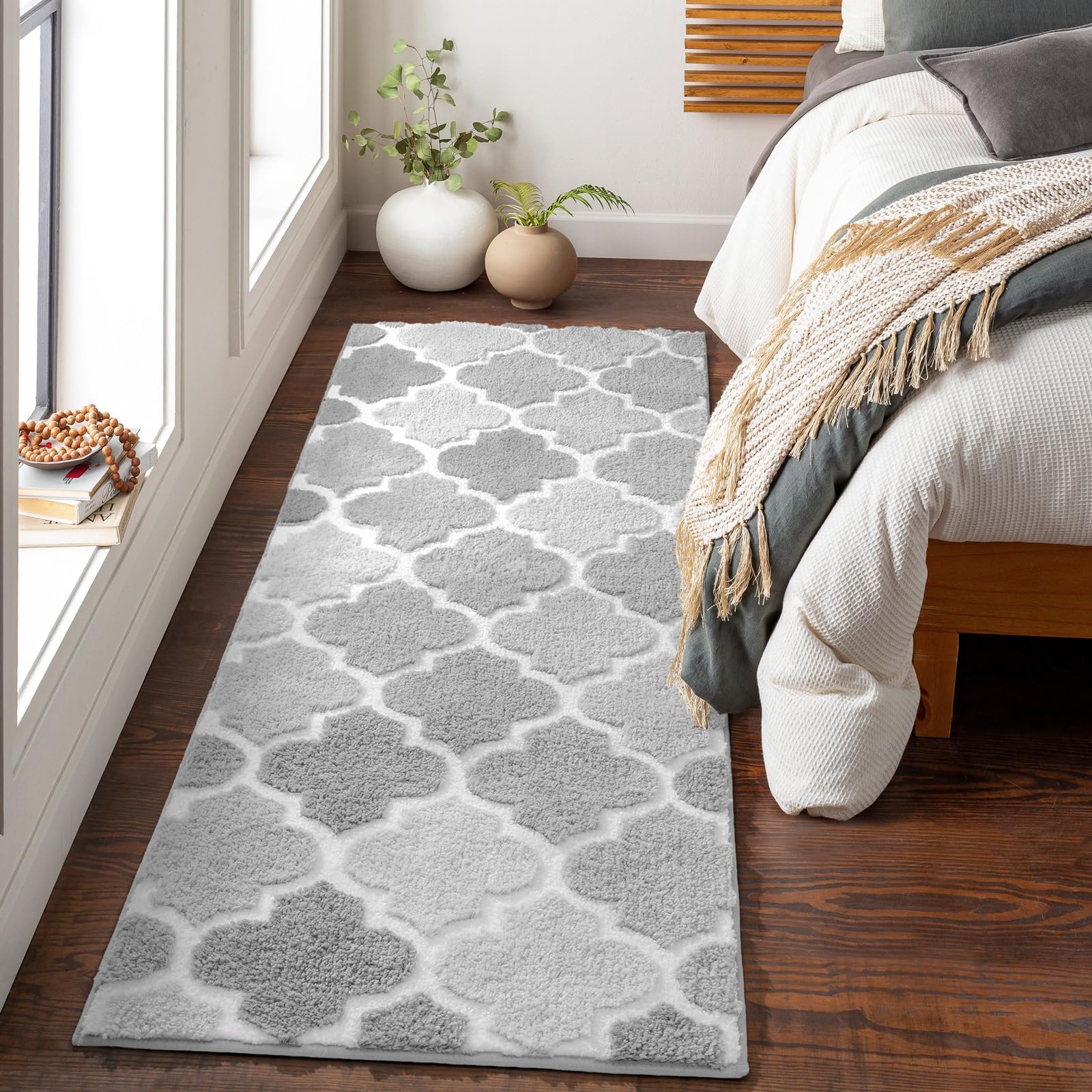 Dexde Bathroom Rugs Runner Non-Slip, Bath Rugs Extra Absorbent Shaggy Large Bath Mats, Machine Washable Long Shower Rug For Bath