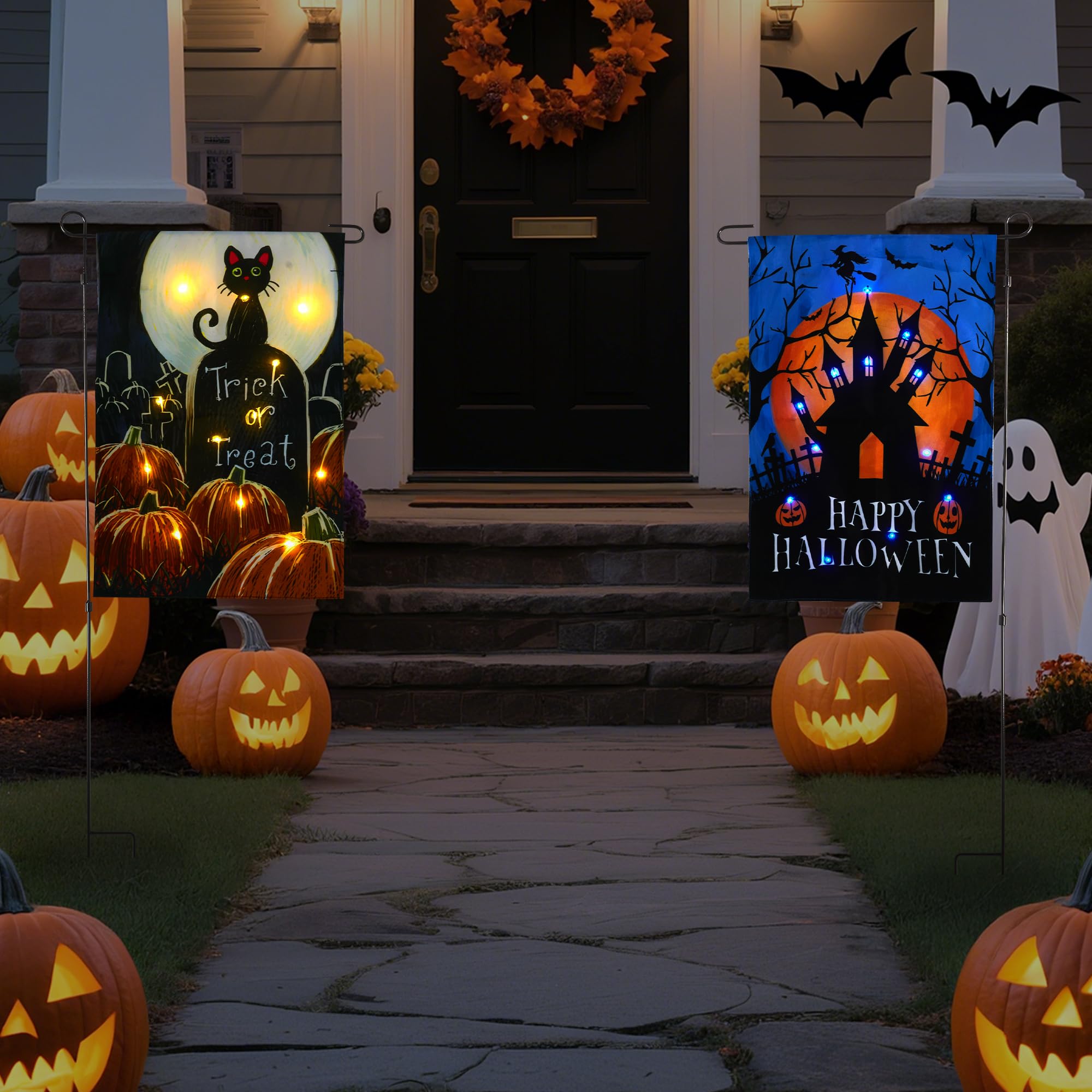 Solar Lighted Christmas Black Cat & Pumpkin Garden Flag Stake, Double-Sided Outdoor Yard Decor, LED Flag for Patio Lawn Thanksgi