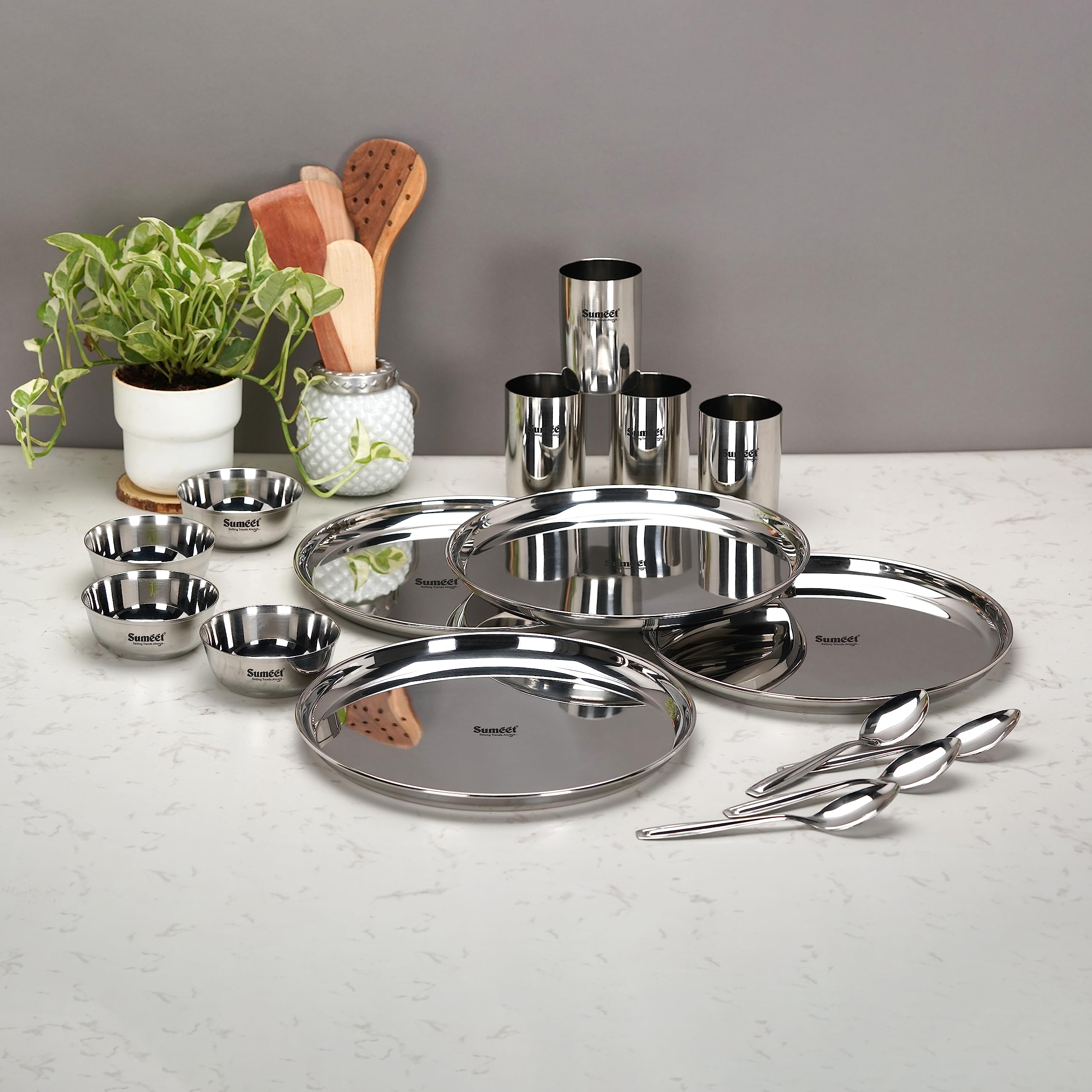 Sumeet Stainless Steel Heavy Gauge Mirror Finish Solid Dinner Set Of 16 Pcs (4 Plate  4 Bowl Wati  4 Glass  4 Spoon)  Silver