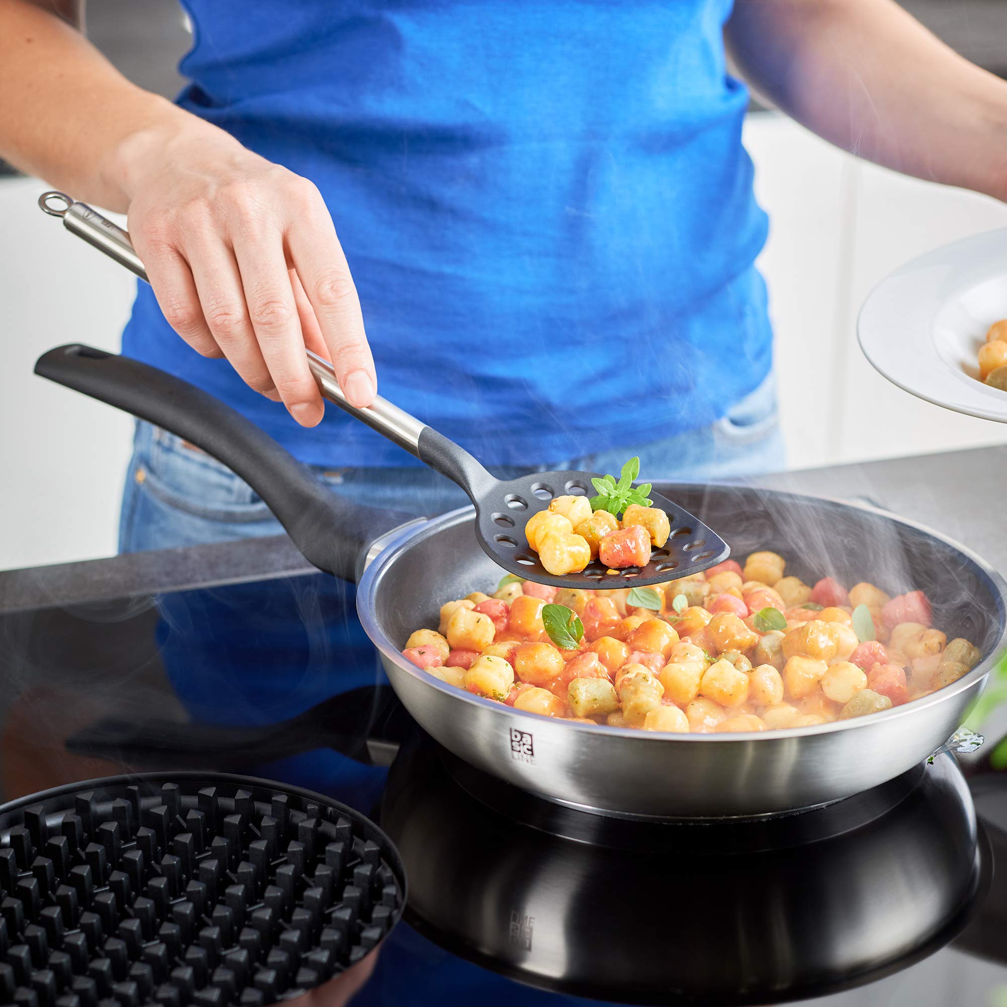 Rsle Basics Line Frying Pan With Proplex Non-Stick Coating, 11-Inch