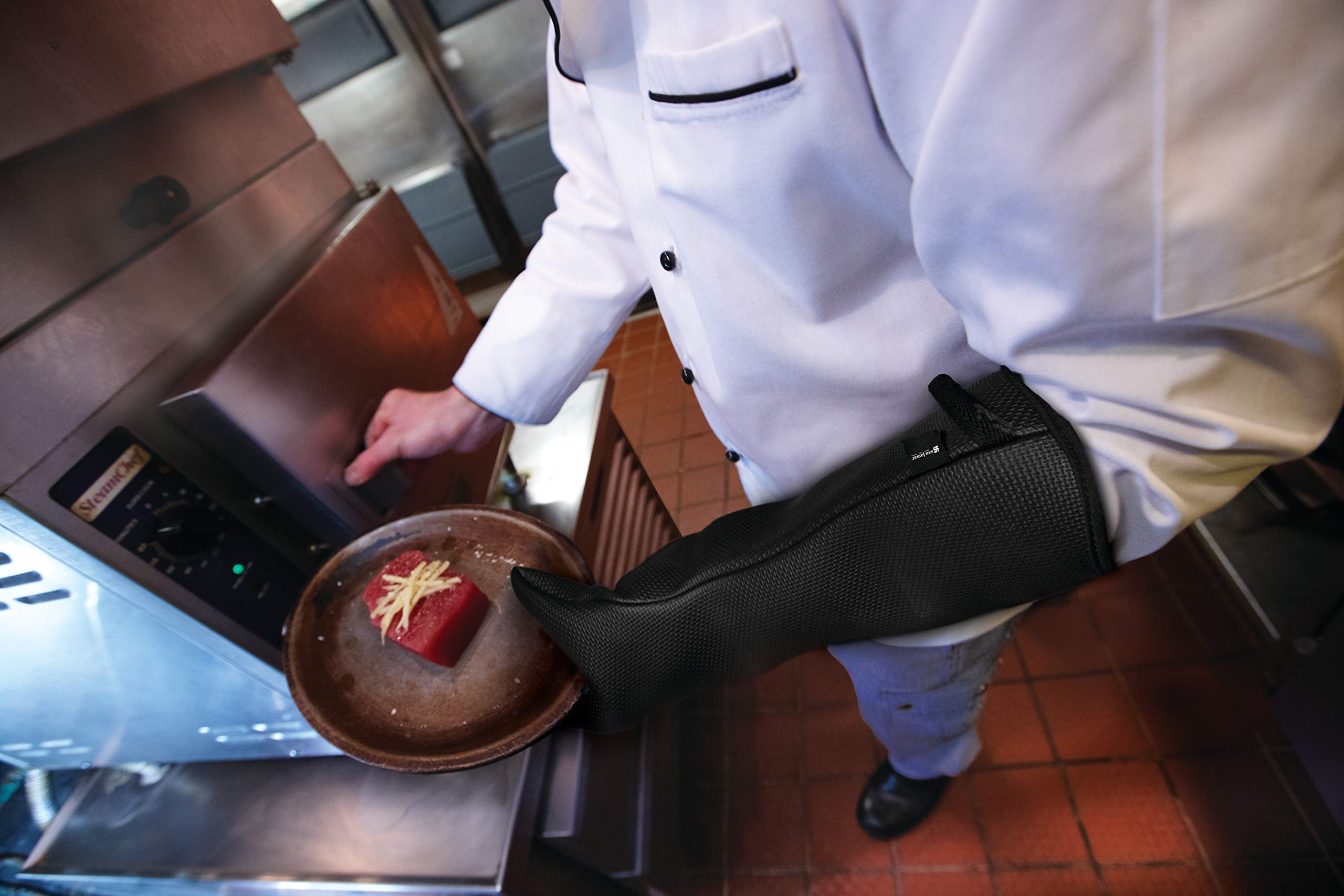 San Jamar Ucmx15Bk Textured Neoprene Oven Mitt With Webguard, 15'' Length, Black