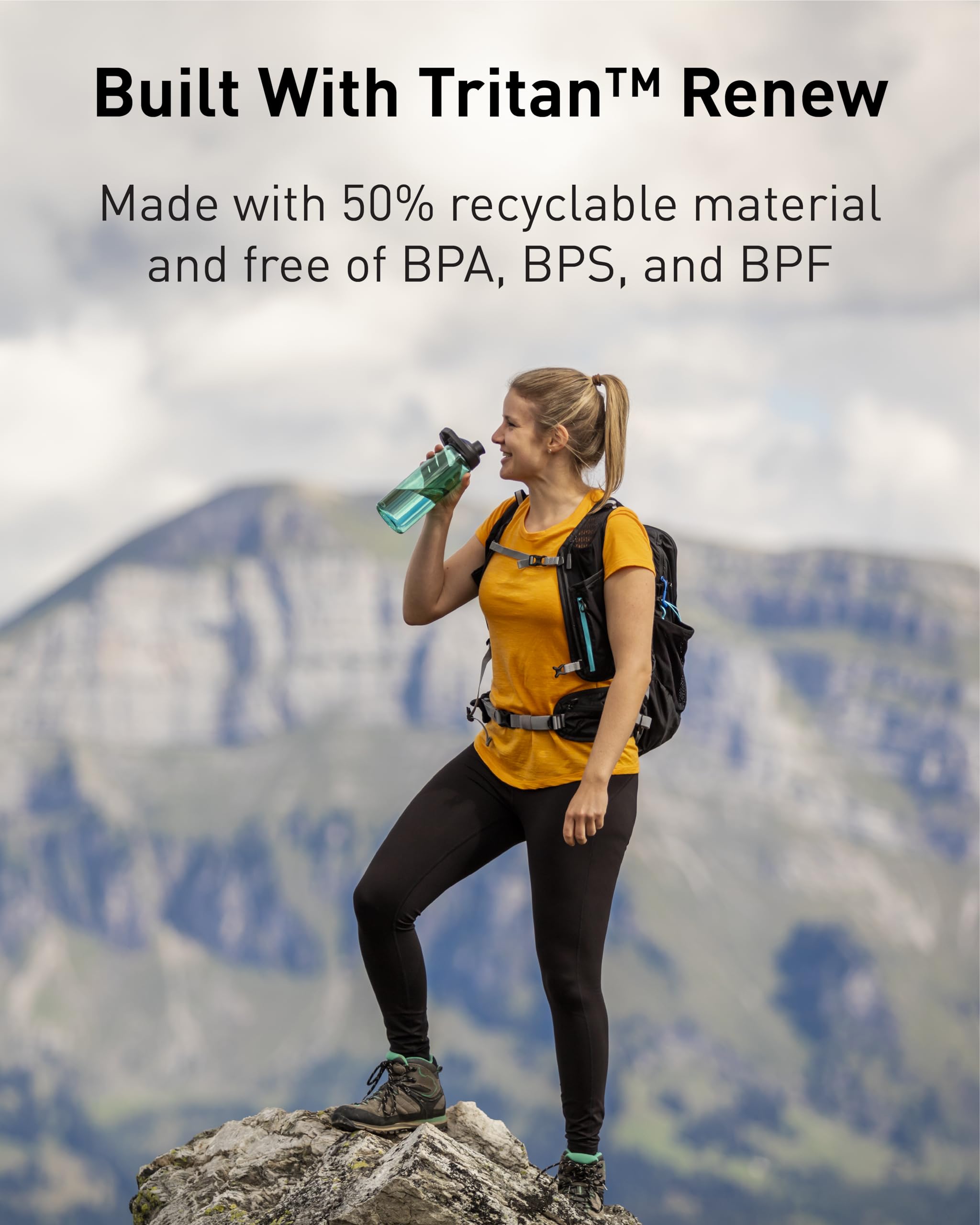 Camelbak Chute Mag Bpa Free Water Bottle With Tritan Renew - Magnetic Cap Stows While Drinking, 50Oz, Charcoal