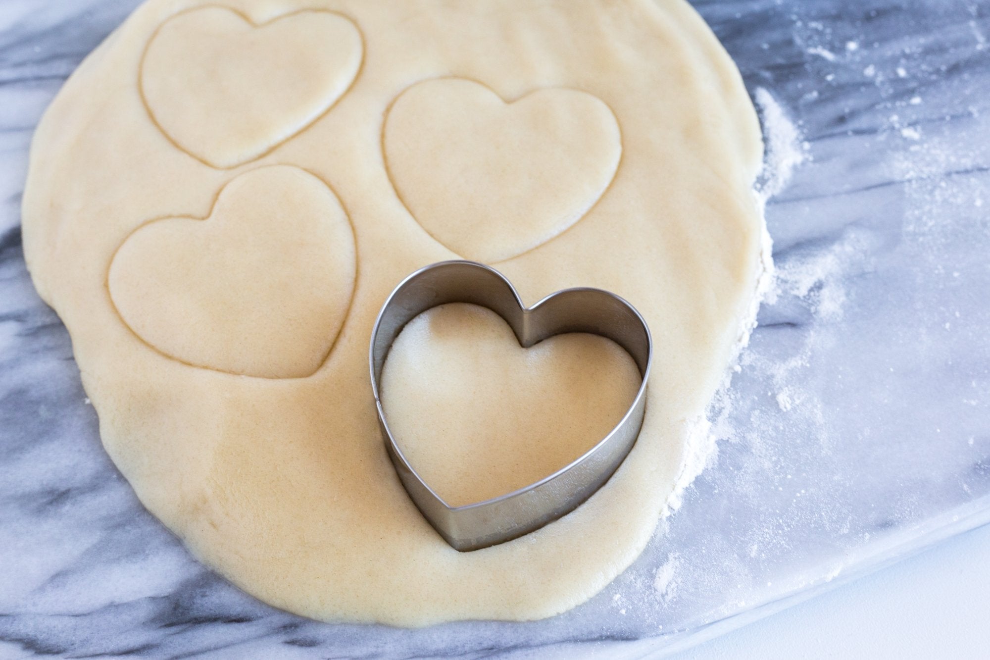 Fox Run, Tinplated Steel 2.5-Inch Heart Cookie Cutter, White