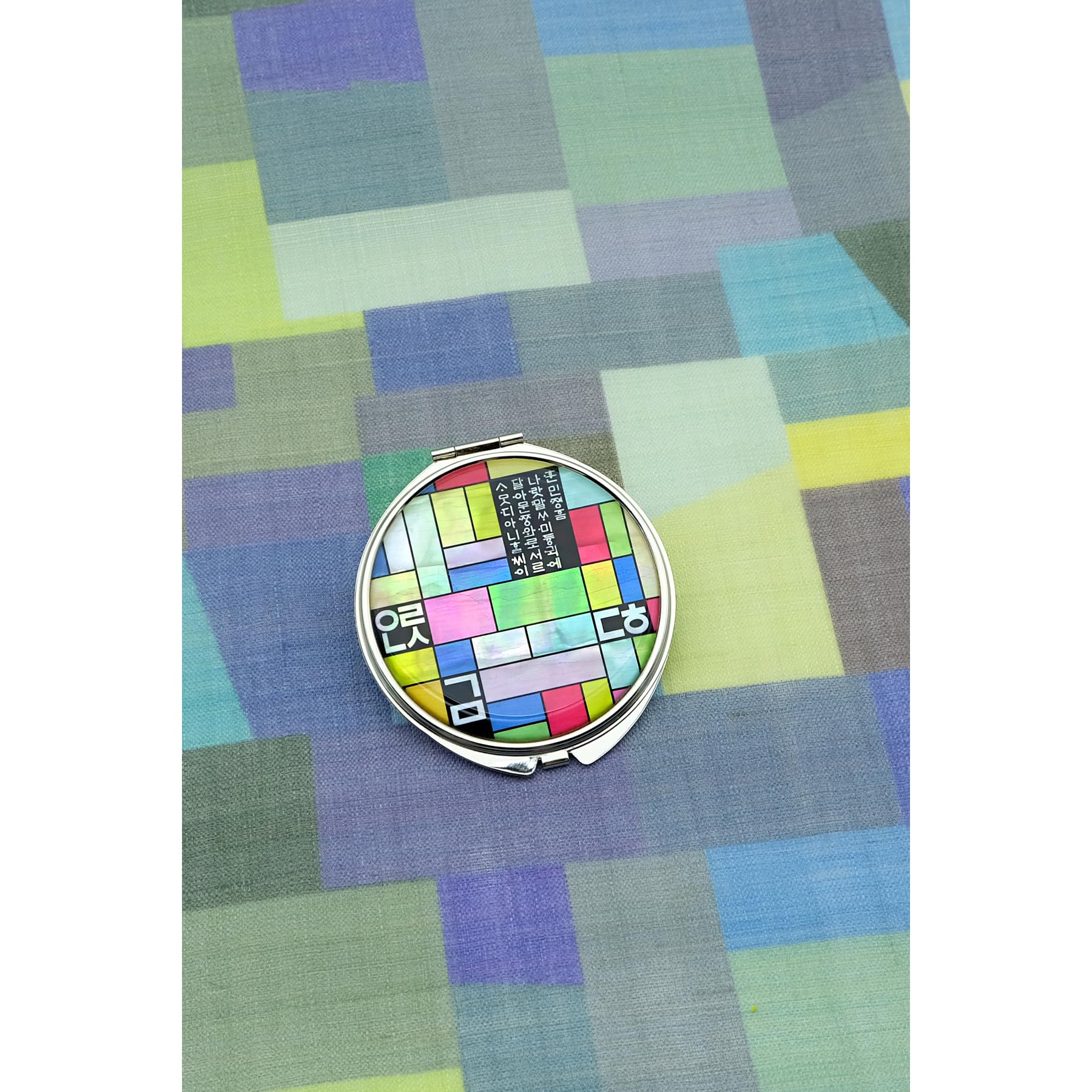 Nacreh Portable Makeup Compact Double Magnifying Mirror Cosmestic Foldable Pocket Style Unique Mother Of Pearl Design (New Patch