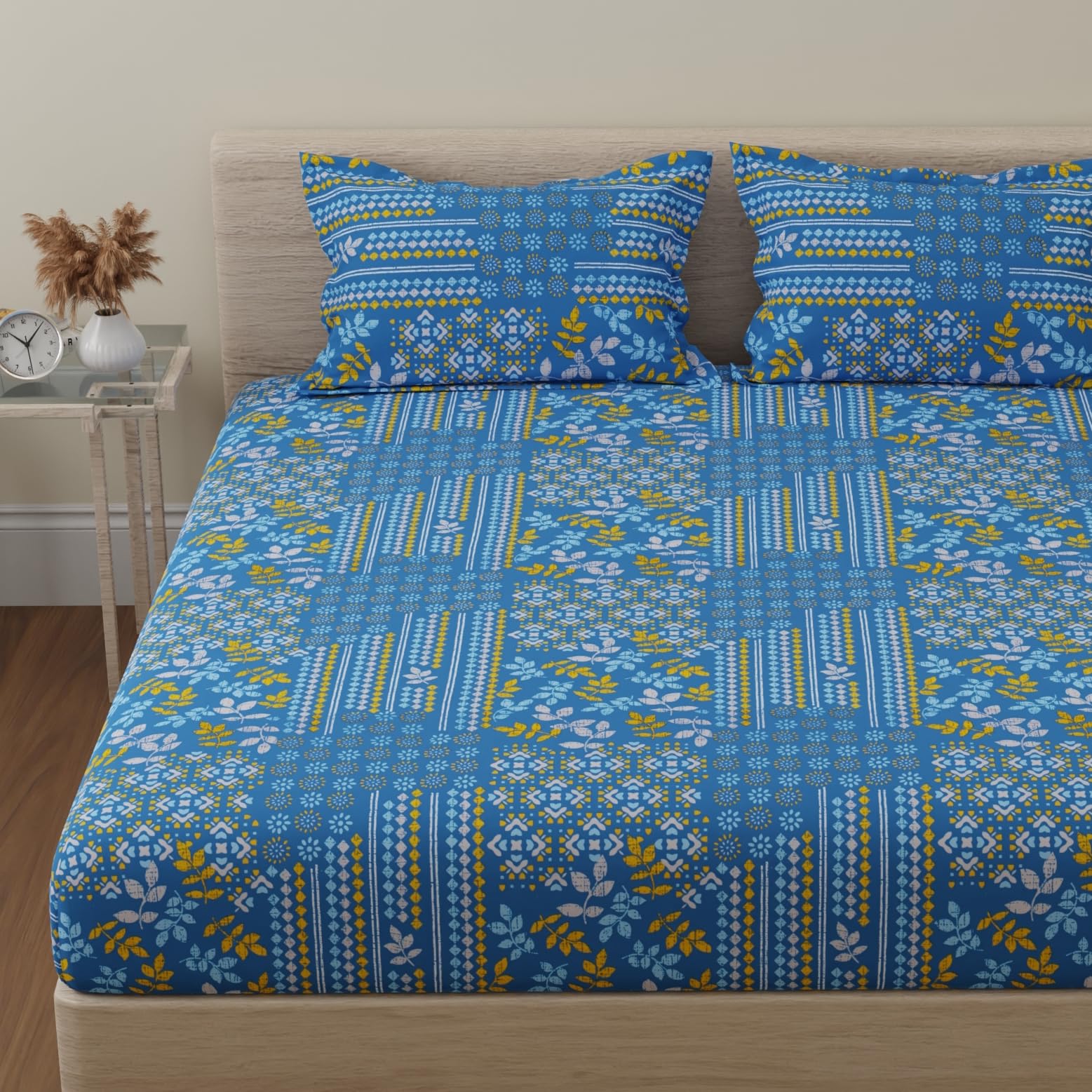 Huesland By Ahmedabad Cotton 144 Tc Cotton Elastic Fitted Bedsheet King Size With 2 Pillow Covers | 72 X 78 Inches