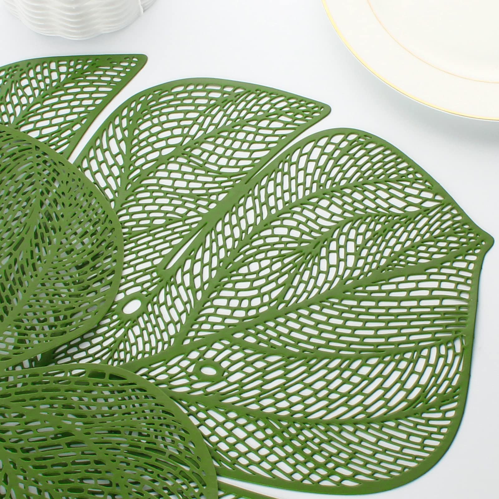 Evevda Green Leaf Shaped Vinyl Placemats For Dinner Table Set Of 8 Metallic Plastic Green Place Mats Wipeable 6Pcs Table Mats Fo