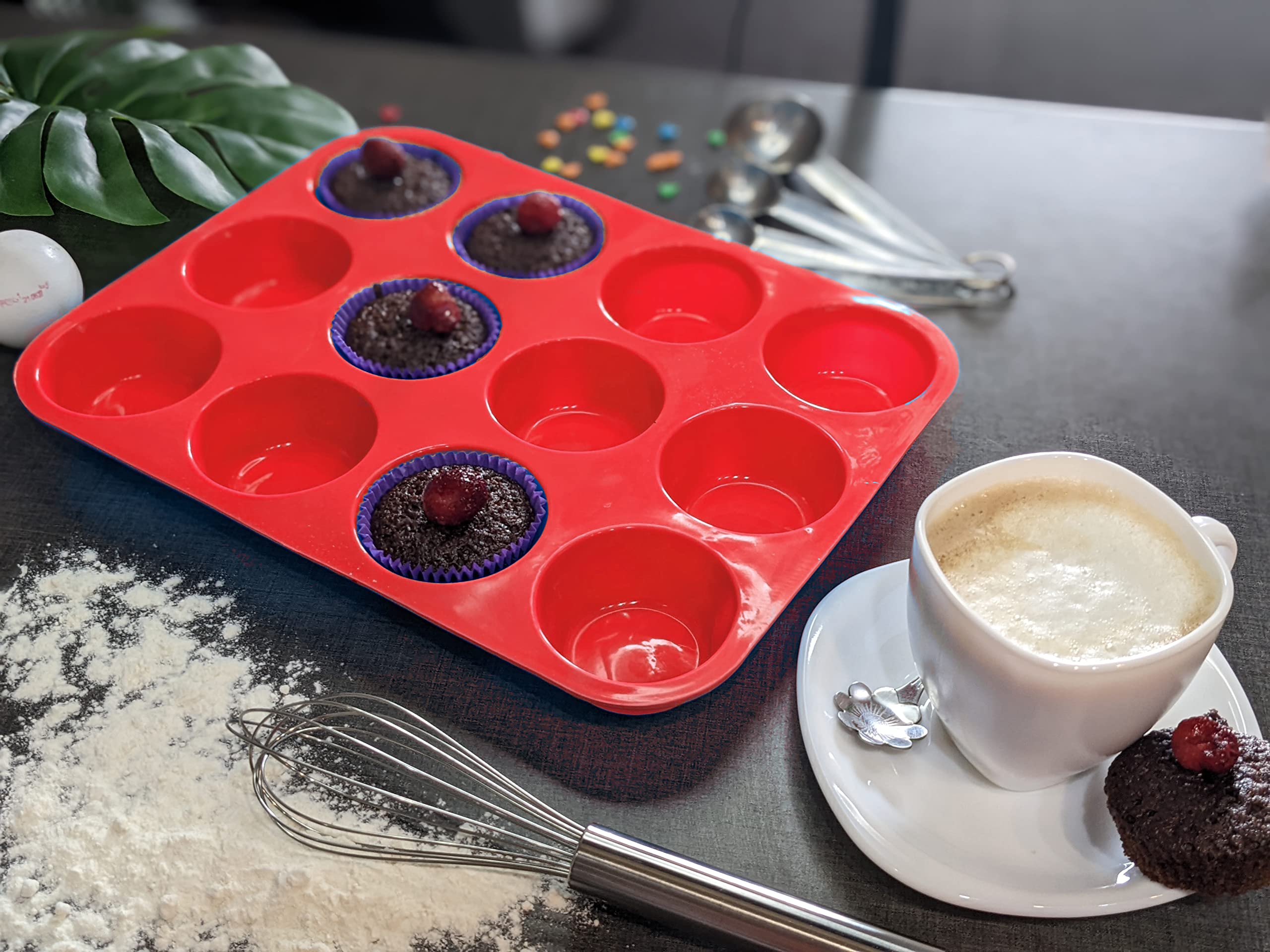 Samzareulo Silicone Muffin Pan - 12 Cups Regular Cupcake Pan