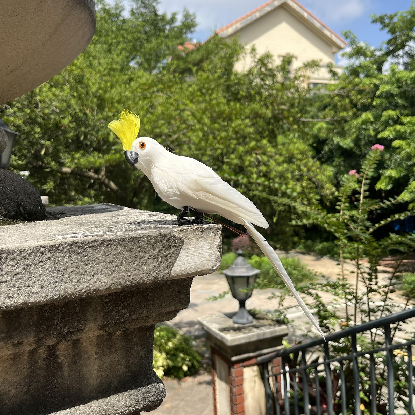 LWINGFLYER White Artificial Parrot Life Size Foam Feather Parrot Yellow Sulphur Crested Cockatoo Birds for Decoration Costume Sh