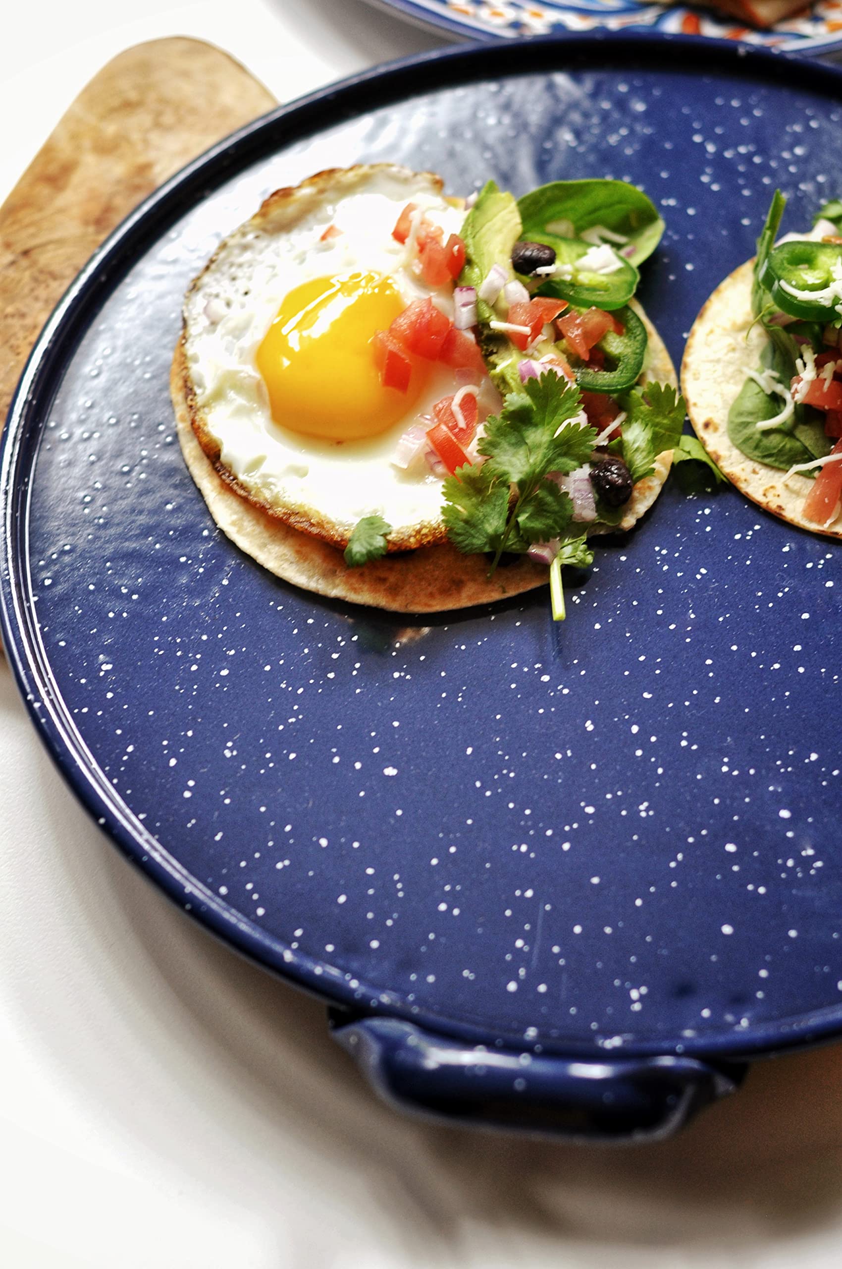 Imusa Round Enamel Comal With Metal Handle 11 Inch, Blue