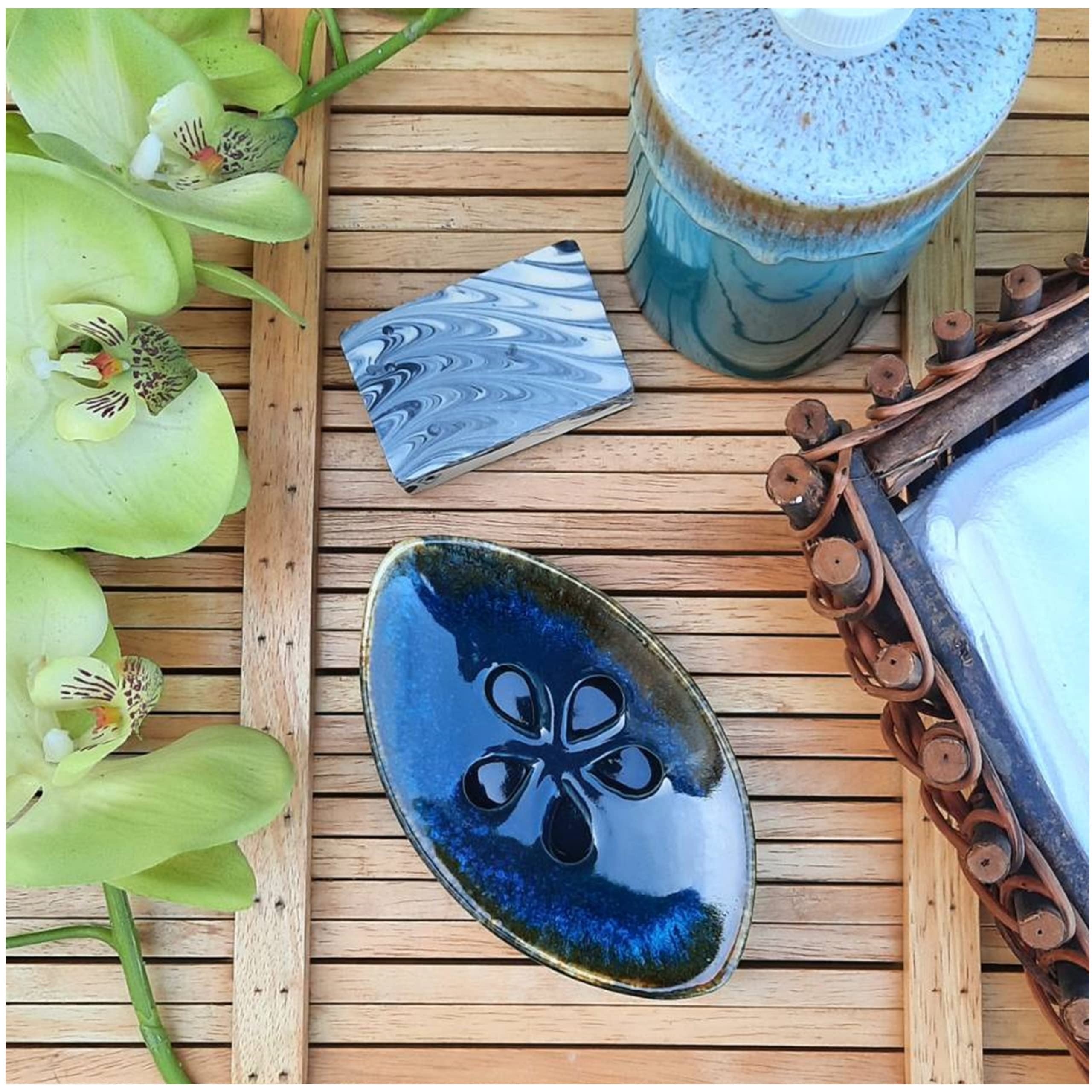 Lungmongkol Shop Ceramic Soap Dish With Self Draining Tray For Bar Soap, Bathroom, Kitchen (Green No.5)