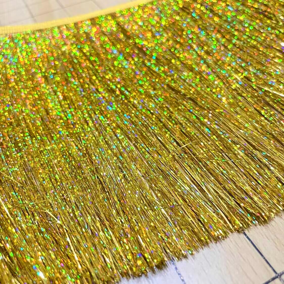 YYCRAFT 8 Wide Dance Costume Fringe Trimming - Shiny foil Effect Party Decor (5 Yards, Laser Gold)