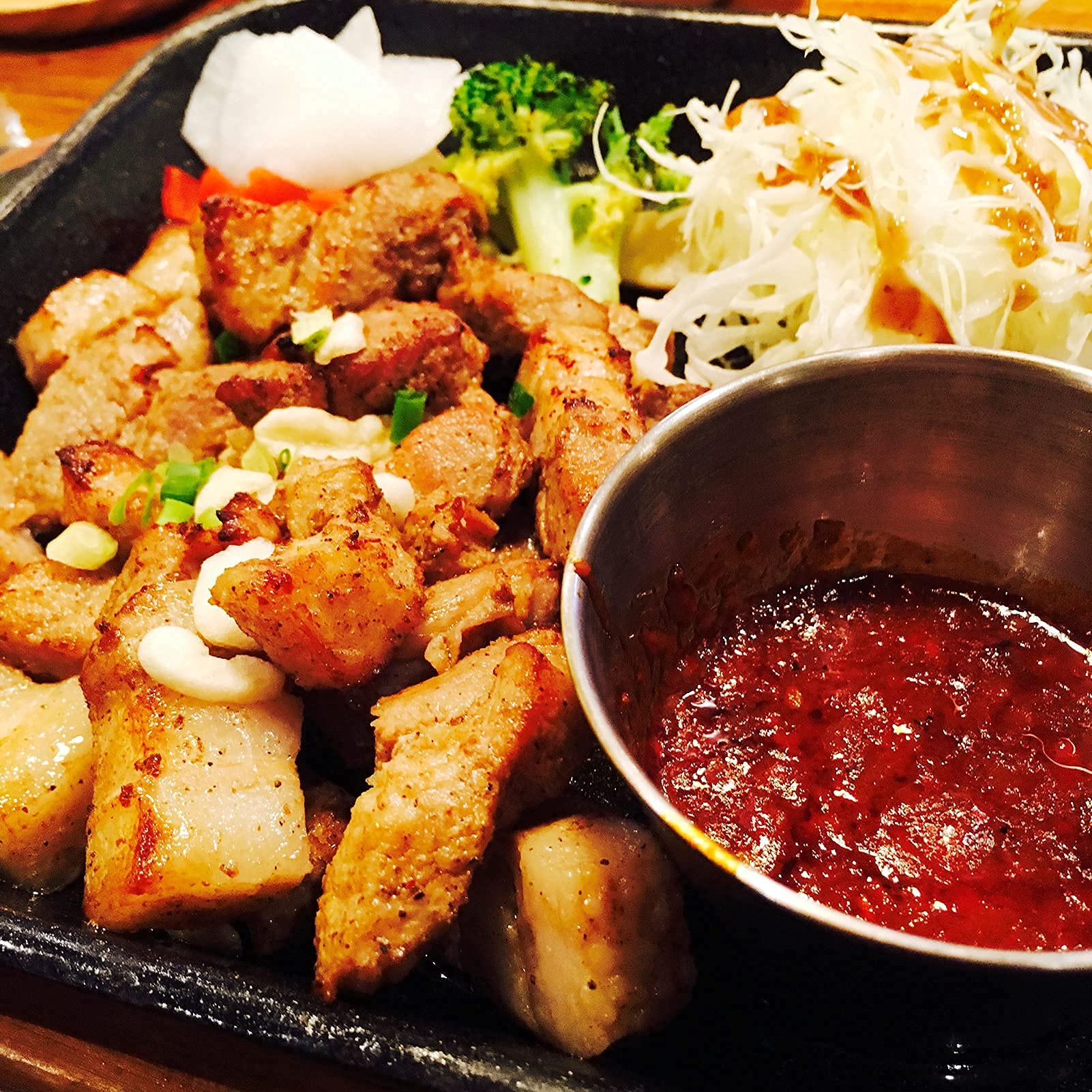 Lomoker 3.15 Inches Stainless Steel Mini Serving Bowls Sauce Dishes Round Sushi Dipping Bowl Seasoning Dish Appetizer Plates Met