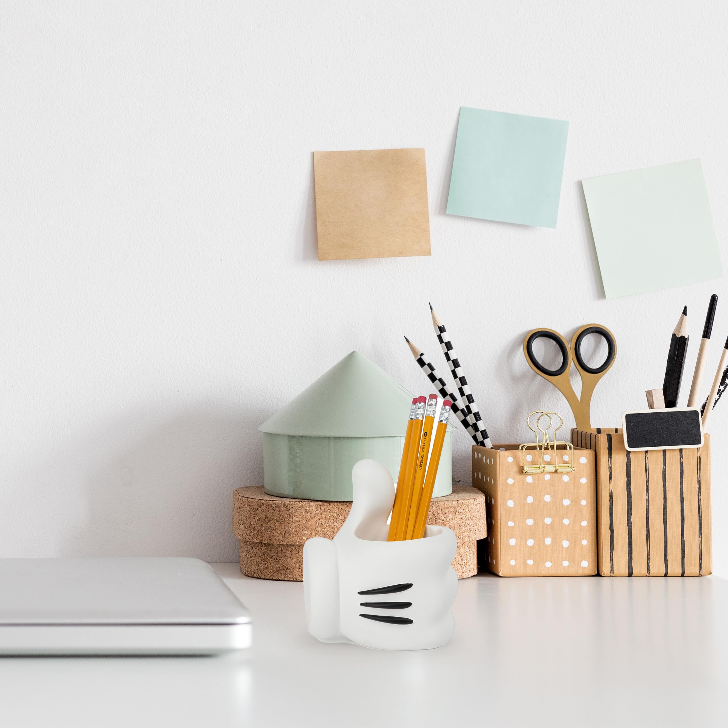 Disney Mickey Mouse Bathroom Tumbler - White Resin Toothbrush/Pen Holder - Bathroom D  Cor