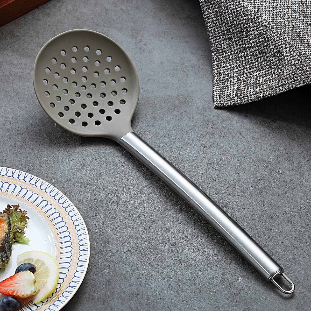 Berglander Skimmer, Non-Stick Silicone Strainer, Kitchen Cooking Skimmers For Non-Stick Cookware, Dishwasher Safe, Easy To Clean