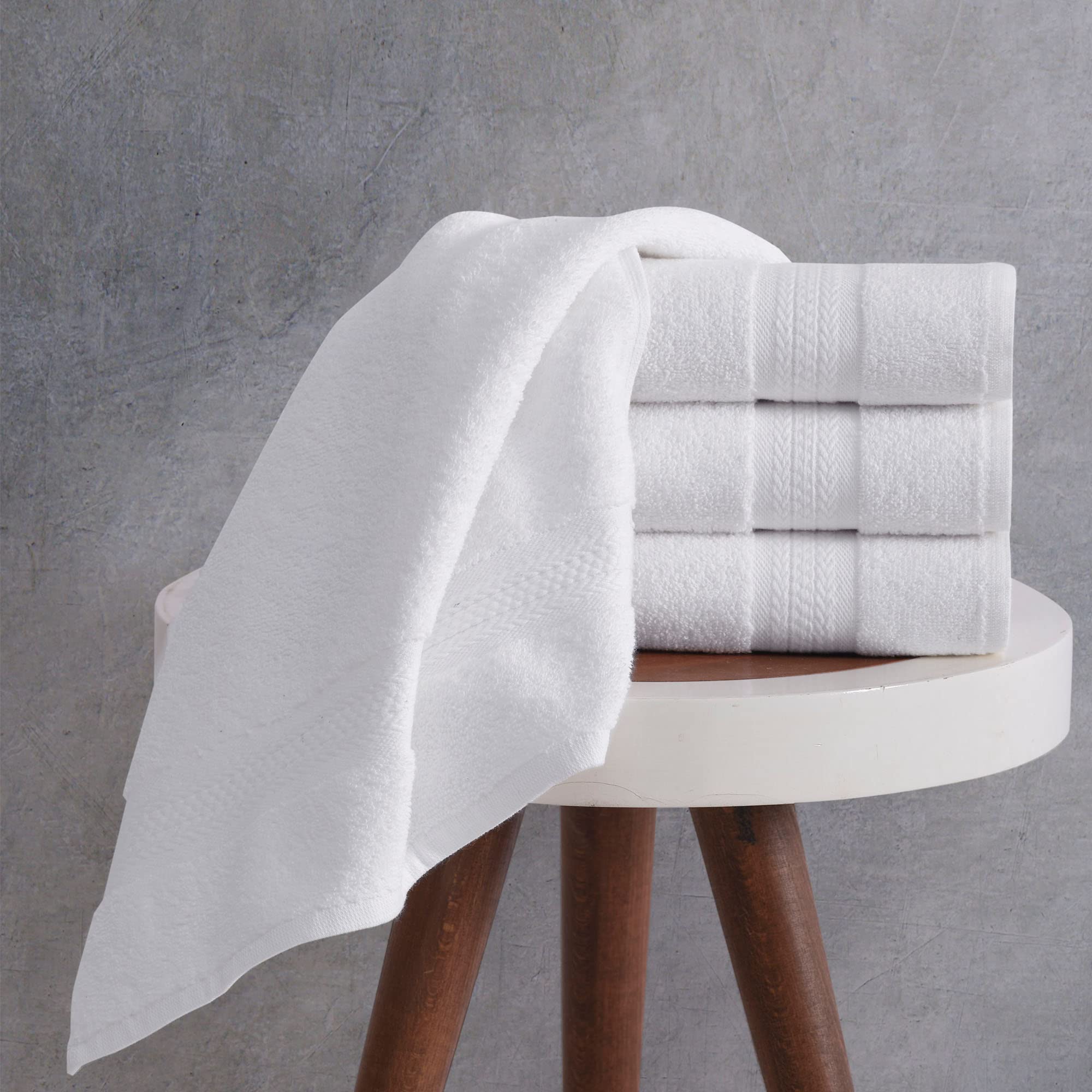 REGAL RUBY Quick-Dry 4 Pieces White Hand Towel -Bath Linen Set - Highly Absorbent 100% Turkish Cotton -Hand Towel for Bathroom Guests Pool Gym Camp Travel College Dorm Shower