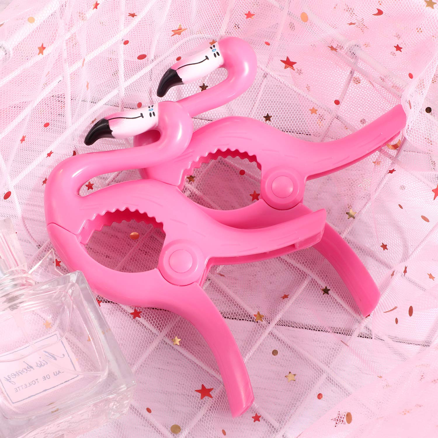 4 Pieces Beach Towel Clips Chair Holders Portable Towel Holders For Holiday Pool (Flamingo Style)