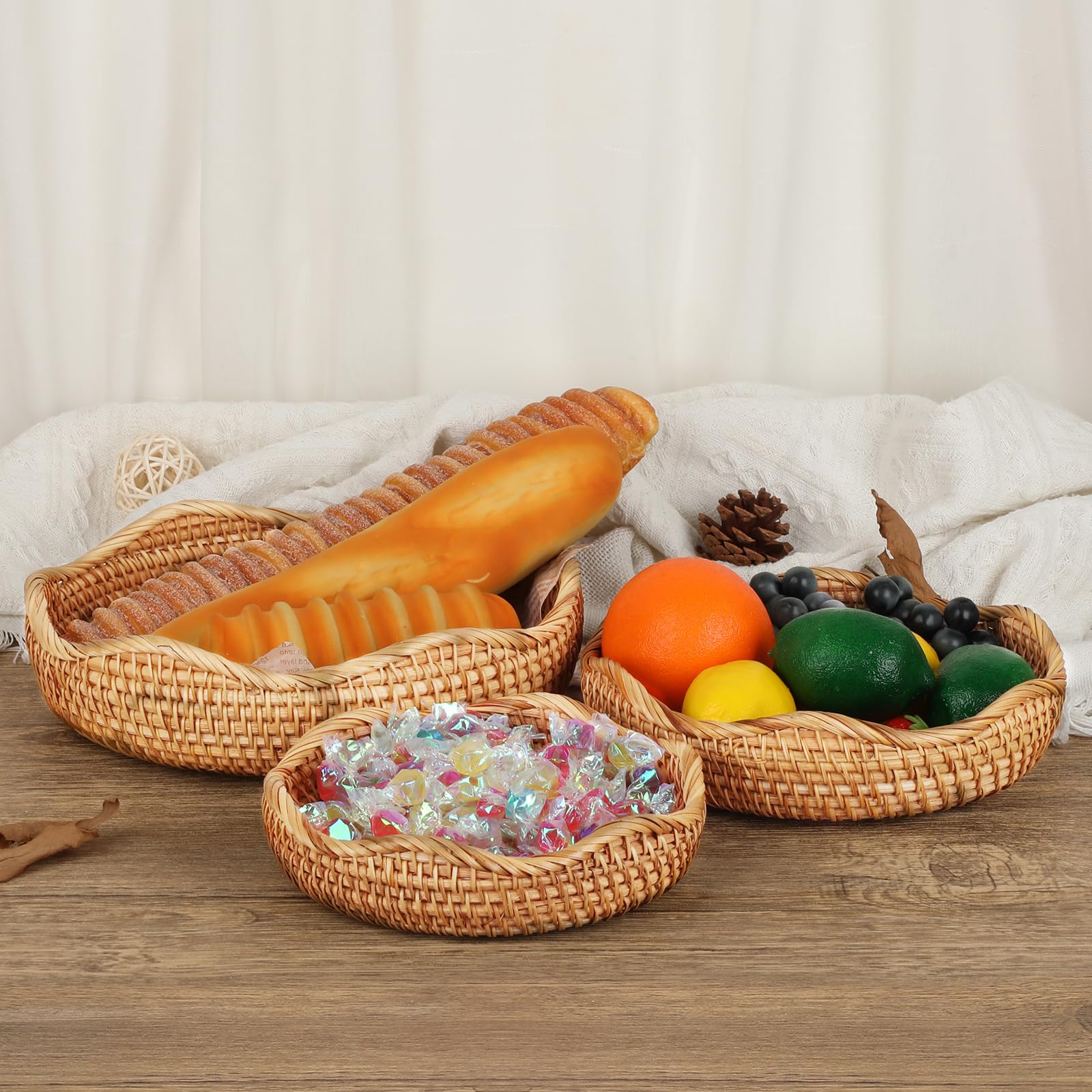 Hipiwe Natural Rattan Tray Wicker Storage Bowls Hand Woven Basket Tray for Bread Fruit Key Round Fruit Baskets for Kitchen Entry