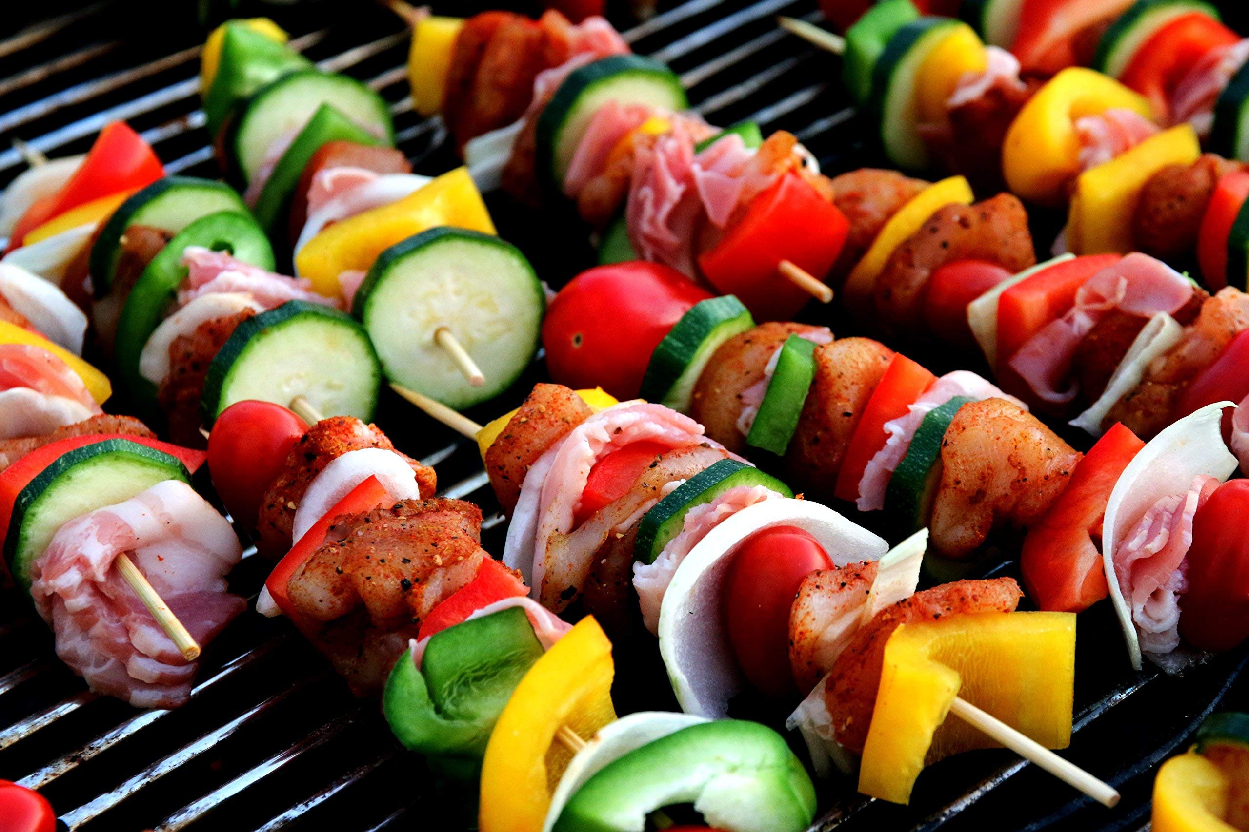 Kingseal Natural Bamboo Wood Grilling Skewers, 9 Inches X 2.5Mm Diameter, For Shish Kebabs, Bbq, And Fruit Arrangements, Bulk Pa