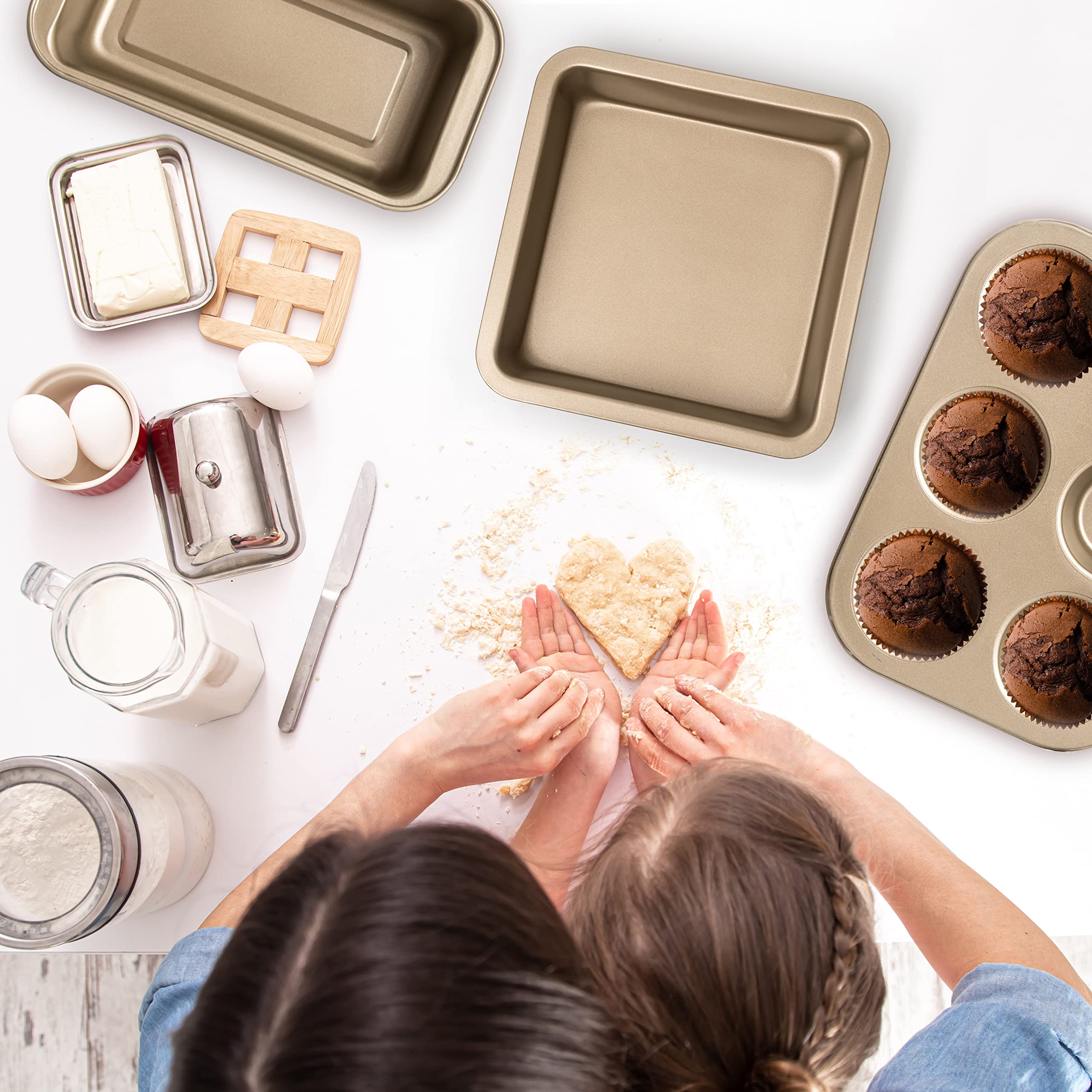 Moss & Stone 5 Piece Baking Pans Set, Carbon Steel Non-Stick Ptfe Coating Oven Safe Baking Sheet Set, Bakeware Set With Heat Red
