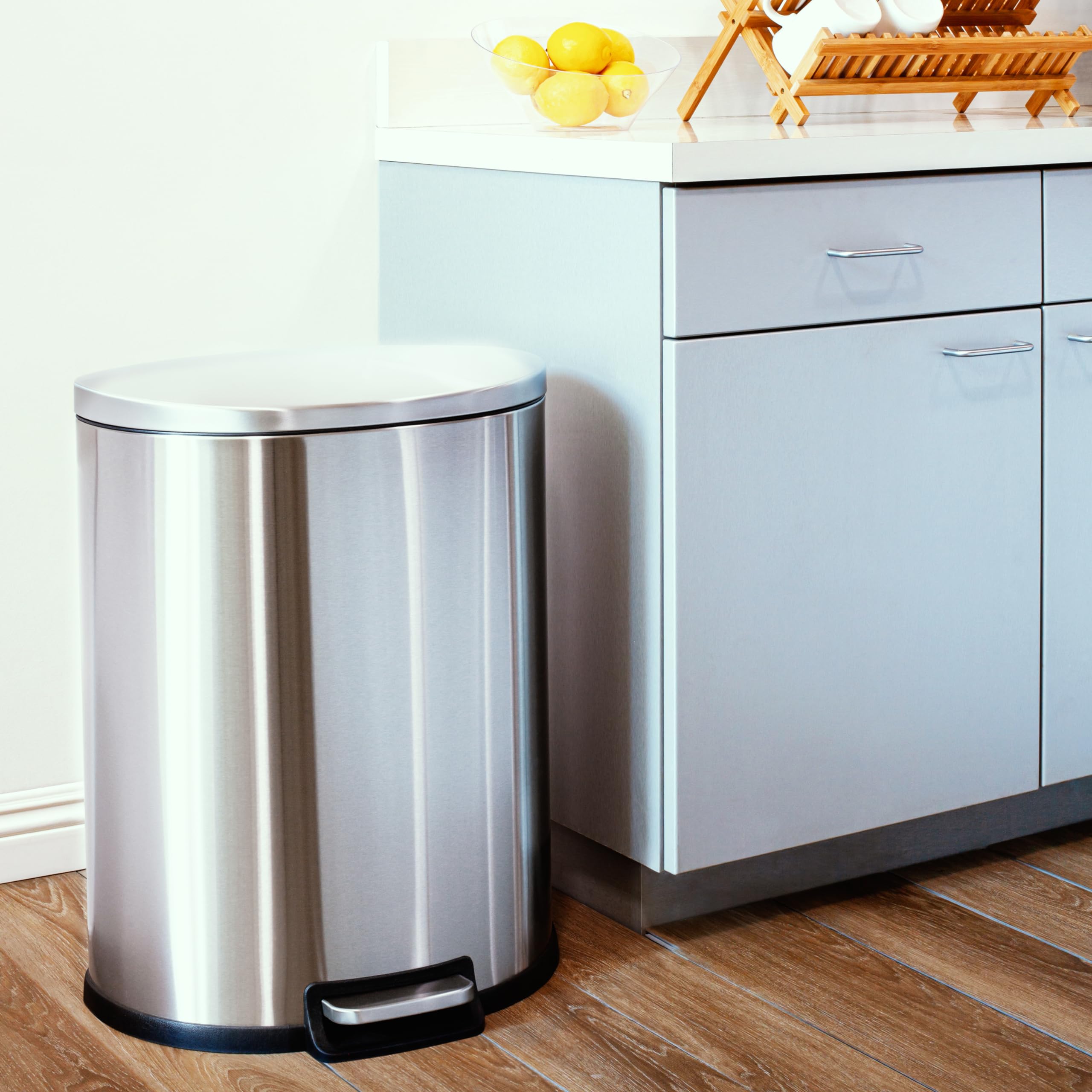 Qualiazero 50L/13 Gallon Stainless Steel Trashcan, Soft Close Lid & Smudge-Free Finish, Ideal For Home And Business Use, D Shape