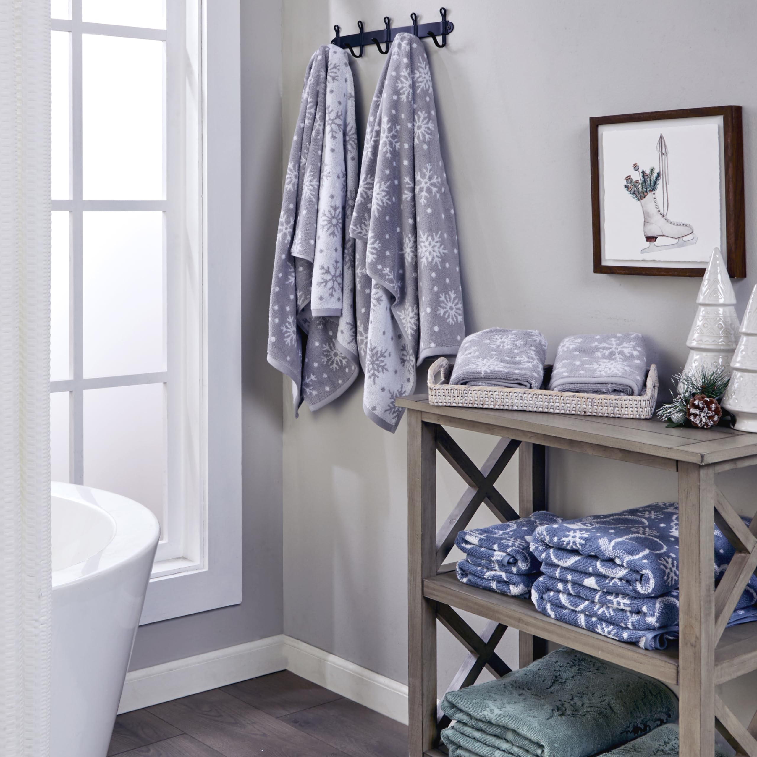 SKL Home Winter Scattered Snowflakes Bath Towel, 27x50, Cotton, Gray, Model 24C59000805103