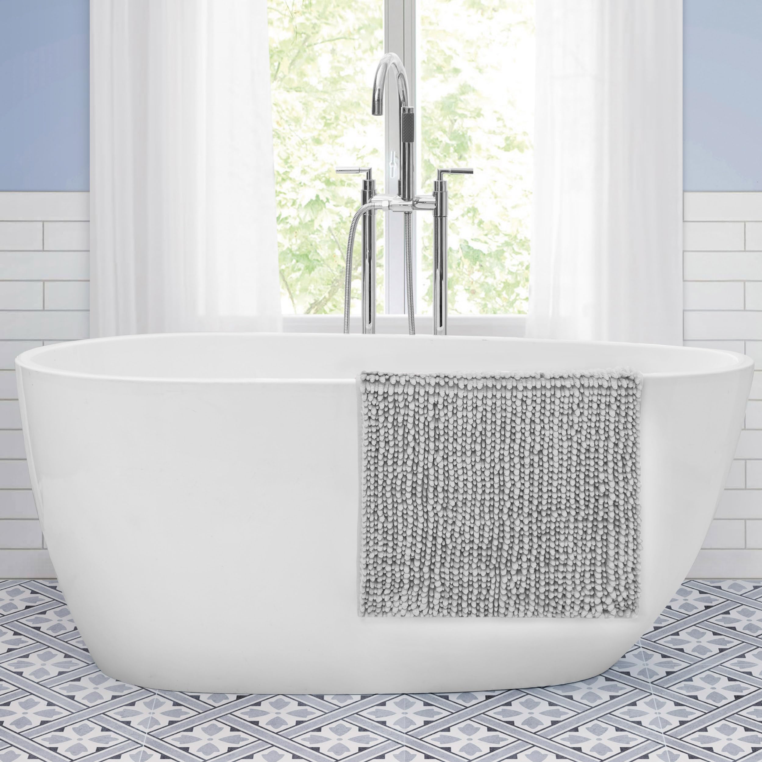 Laura Ashley Butter Chenille 20'' X 34'' Bath Mat, Light Grey