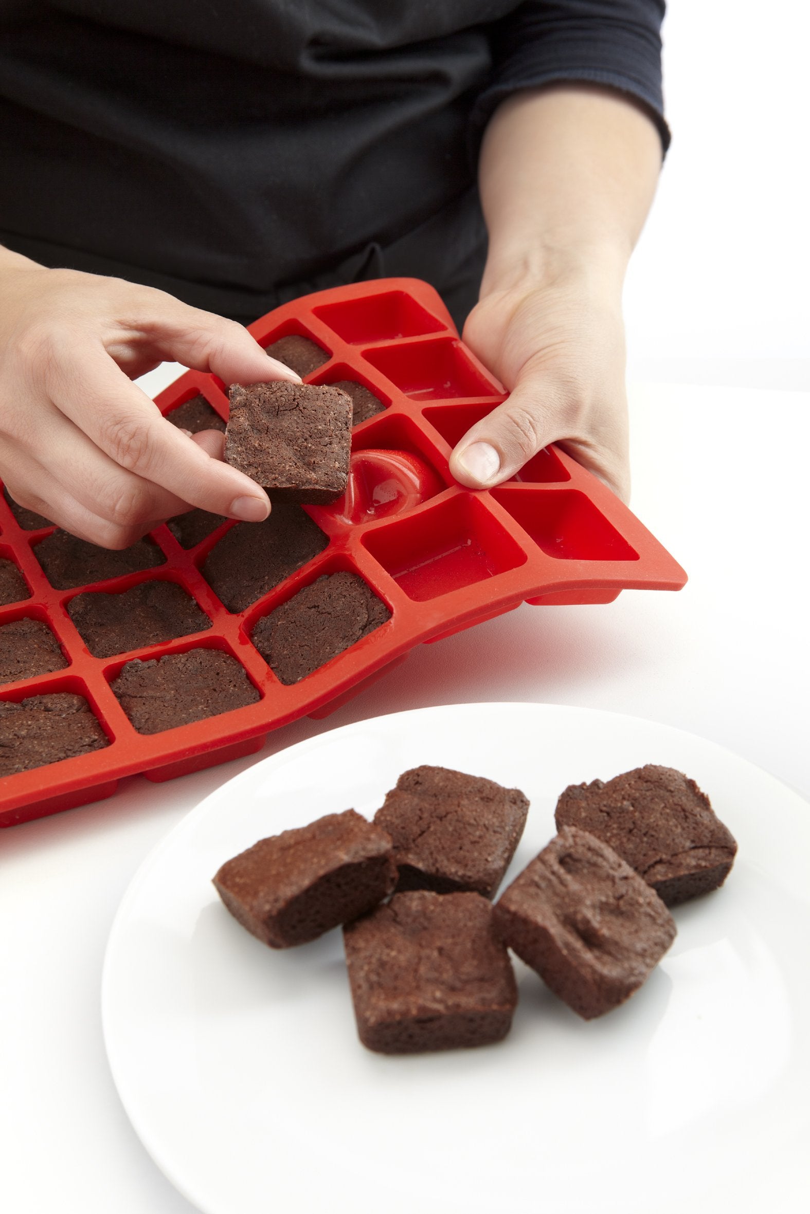 Lekue 24 Cavity Mini Brownie Mold Pan, Model # , Red