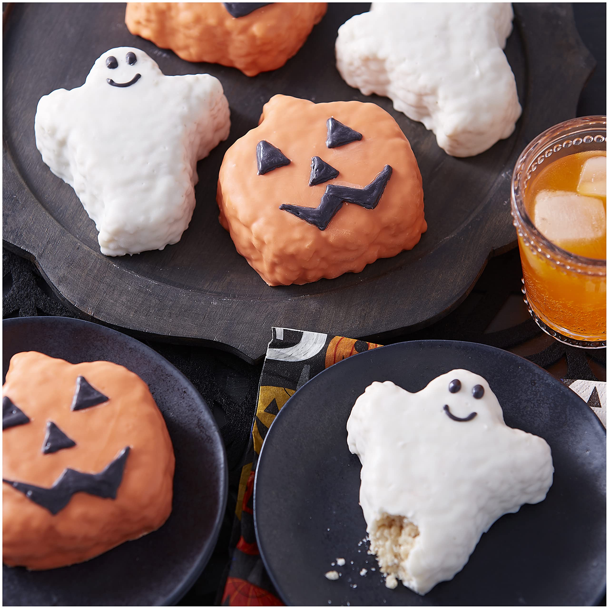 Wilton Pumpkin Non-Stick Mini Ghost, Cake, Pan, One Size, Assorted
